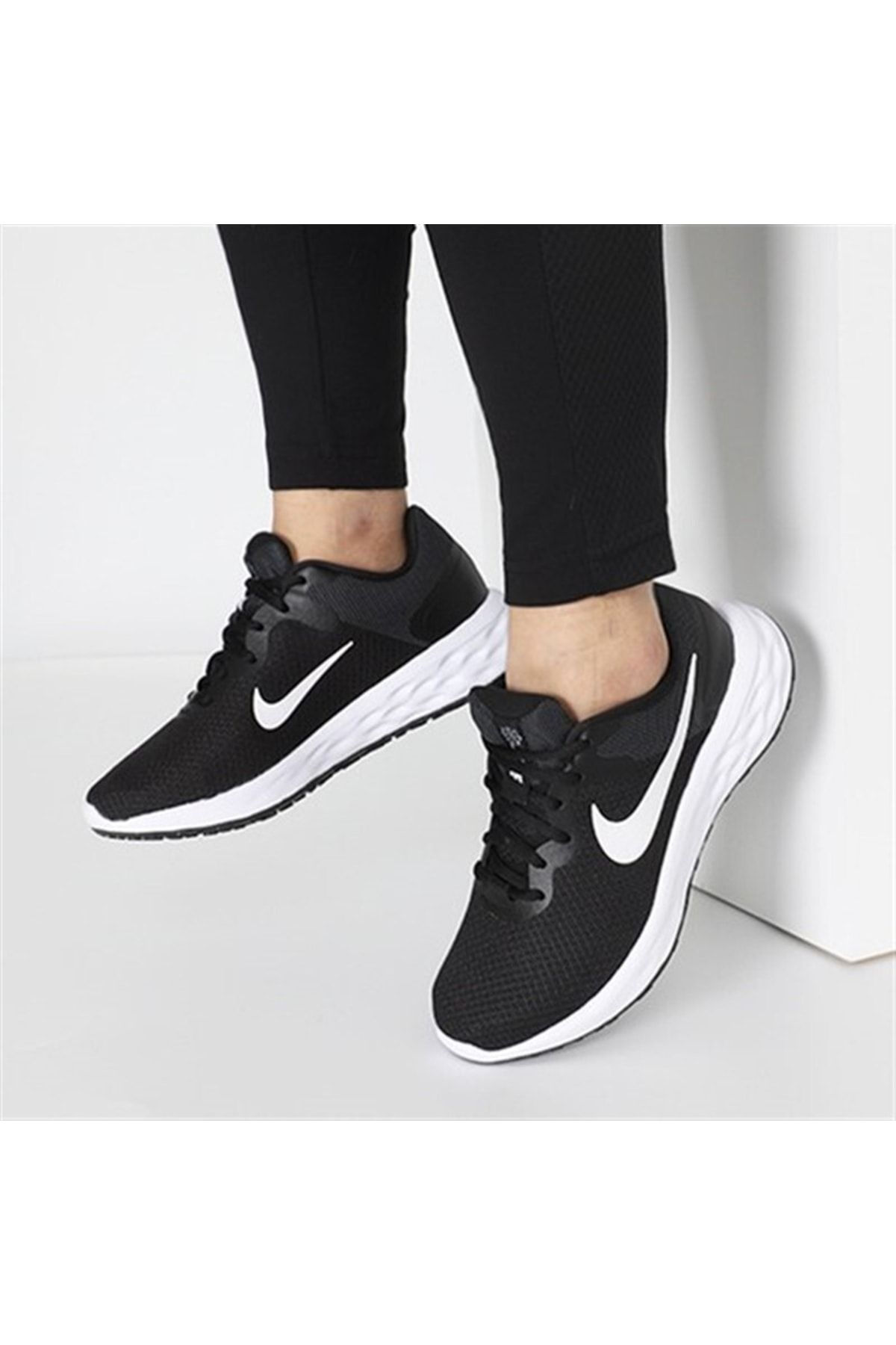 Nike W Revolution 6 Nn - Kadın Siyah Spor Ayakkabı - Dc3729-003