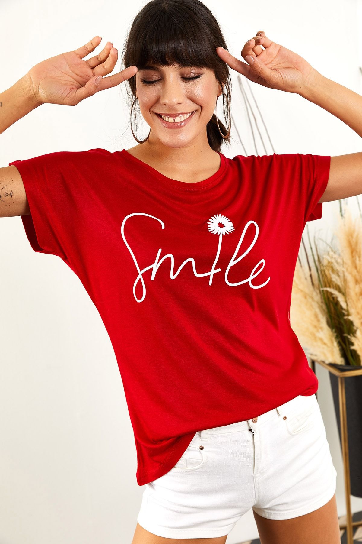 Olalook Kadın Kırmızı Smile Salaş T-Shirt TSH-19000351