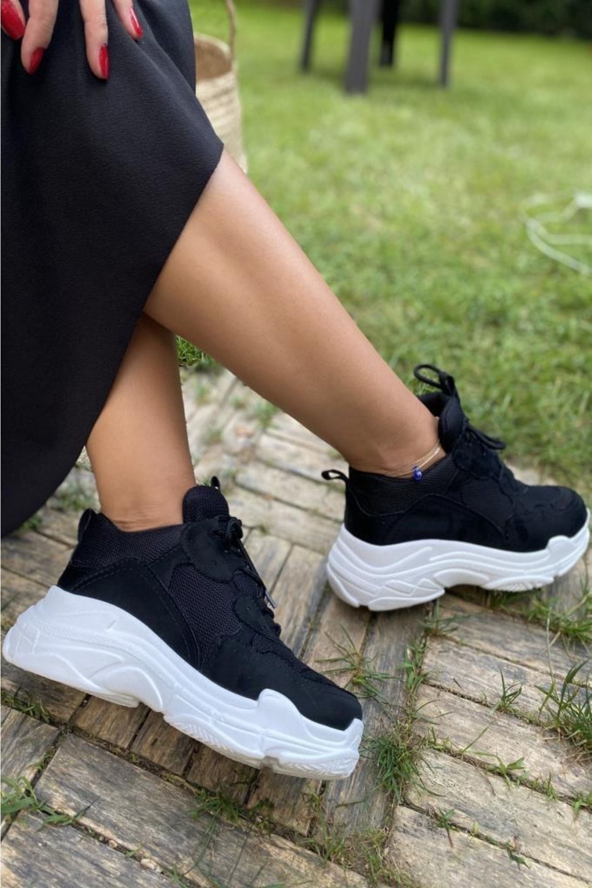 İnan Ayakkabı Kadın Siyah Süet Sneaker