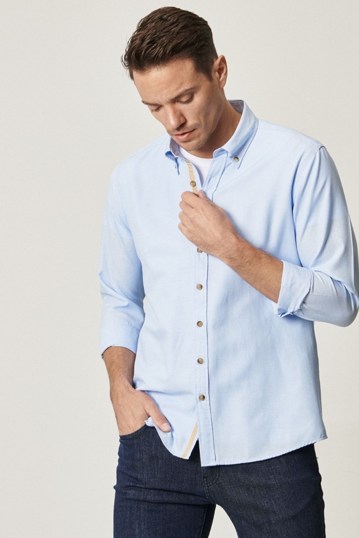 AC&Co / Altınyıldız Classics Erkek Mavi Tailored Slim Fit Dar Kesim Düğmeli Yaka Oxford Gömlek
