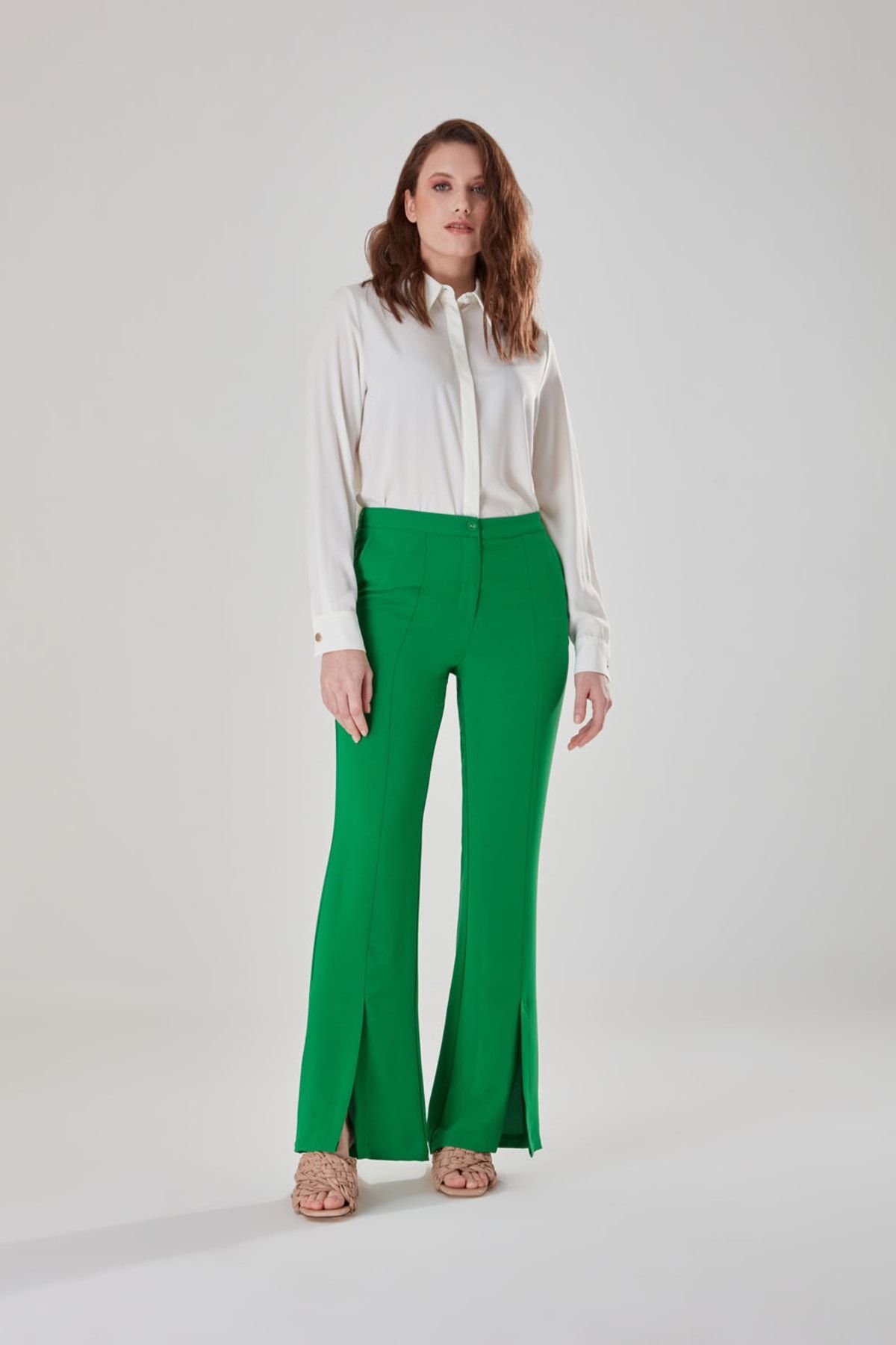 Mizalle Önden Yırtmaçlı Yeşil Dokuma Yüksek Bel Pantolon