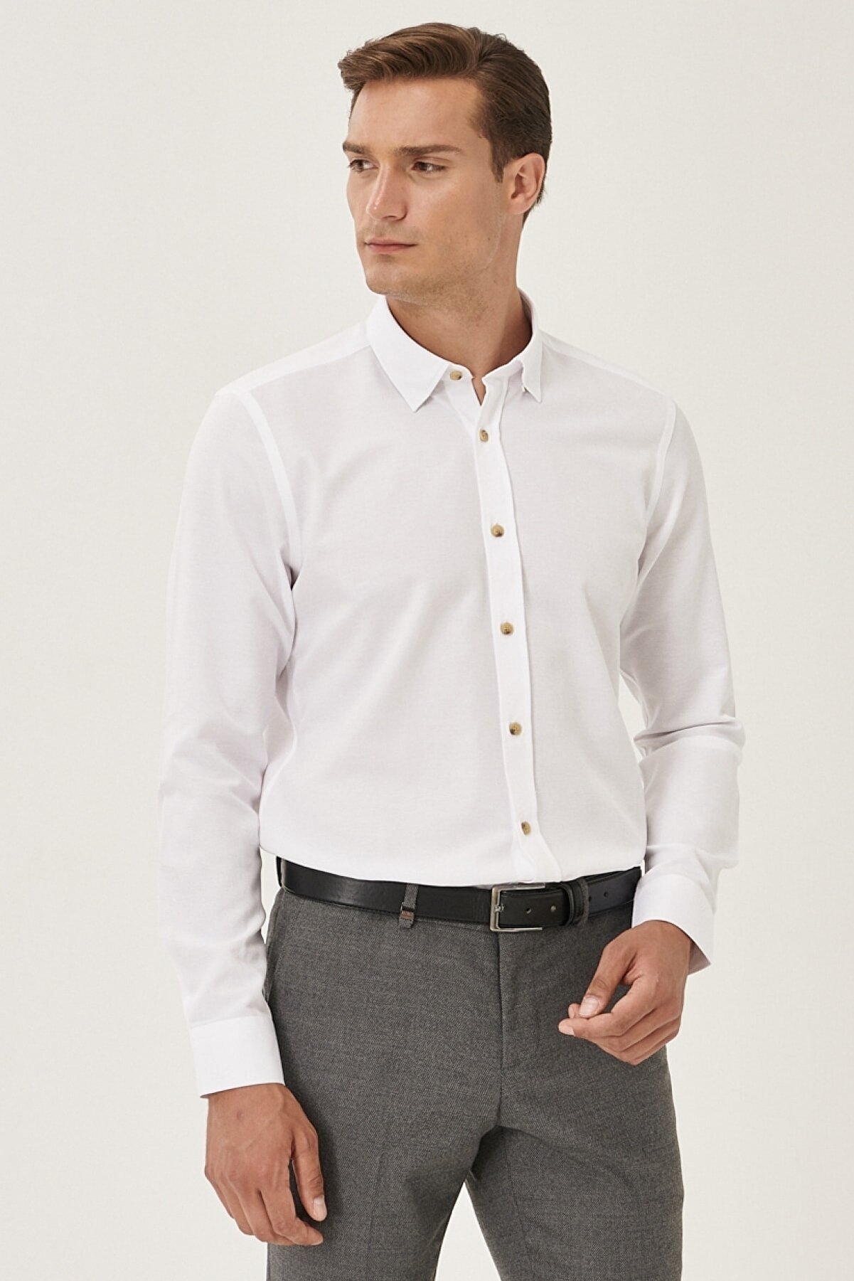 Altınyıldız Classics Erkek Beyaz Tailored Slim Fit Dar Kesim Düğmeli Yaka Oxford Gömlek