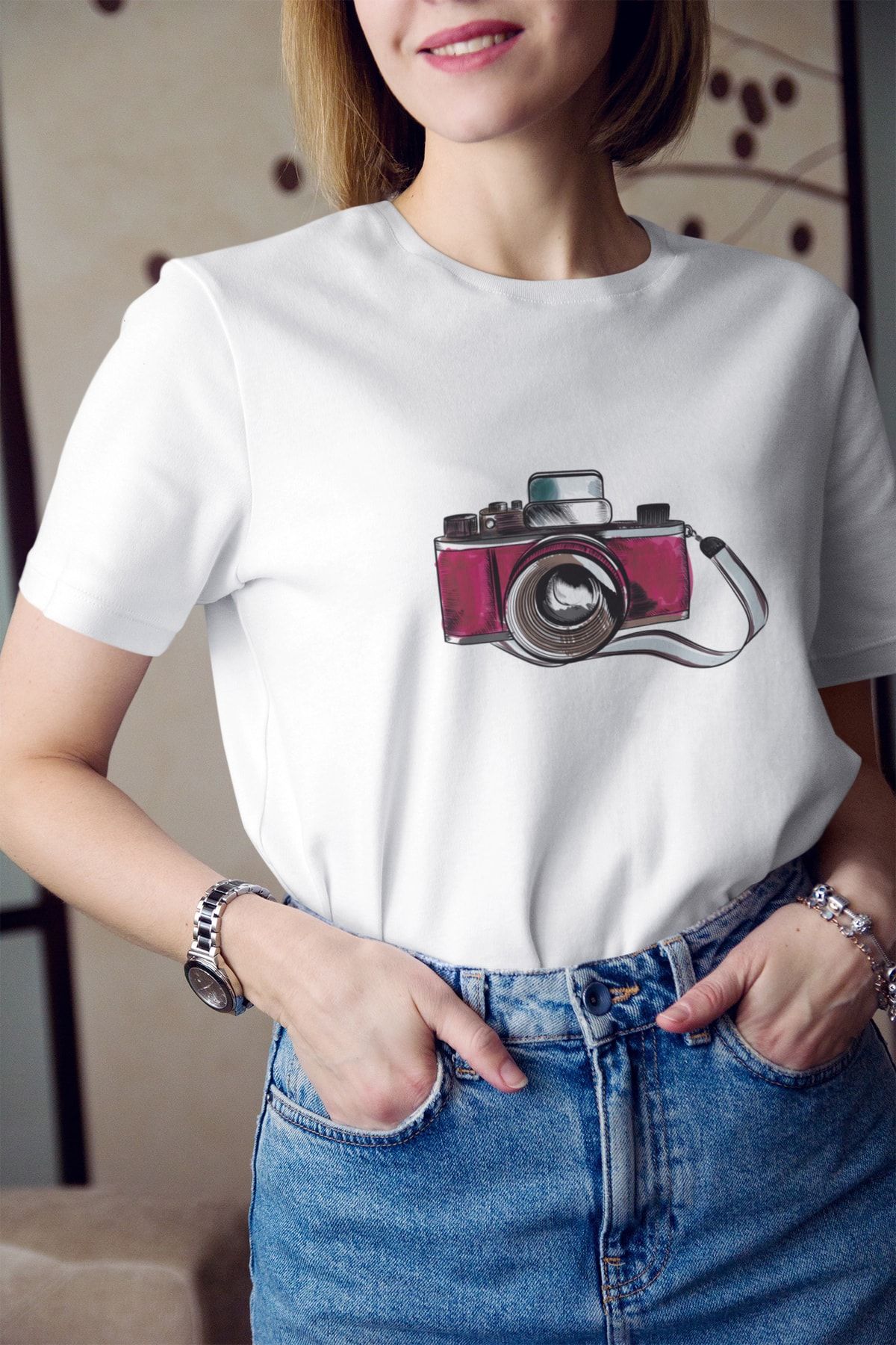 Kio Tasarım Kadın Beyaz  Eski Retro Analog Fotoğraf Makinası Baskılı %100 Pamuk Vintage5 Tişört