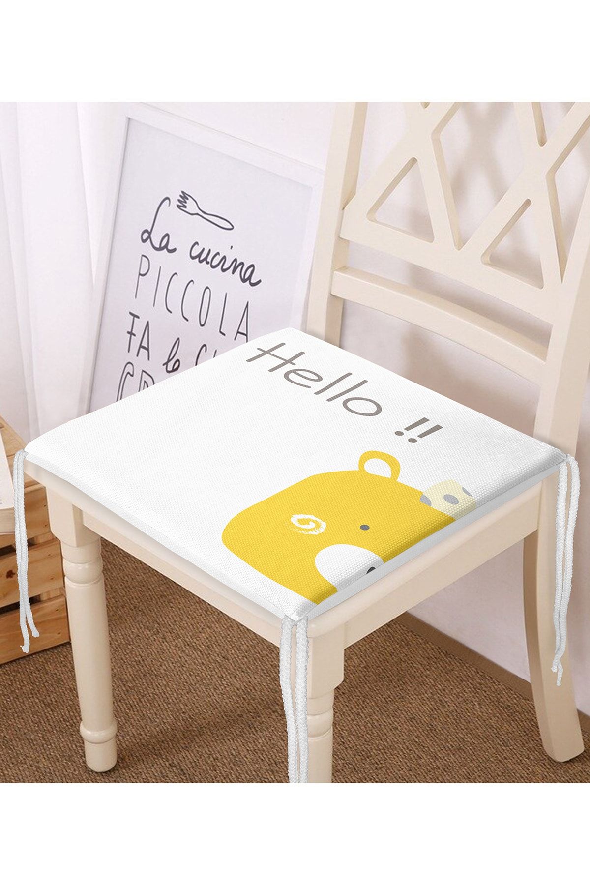 Realhomes Sarı Ayıcık Hello Motifli Çocuk Odası Fermuarlı Sandalye Minderi