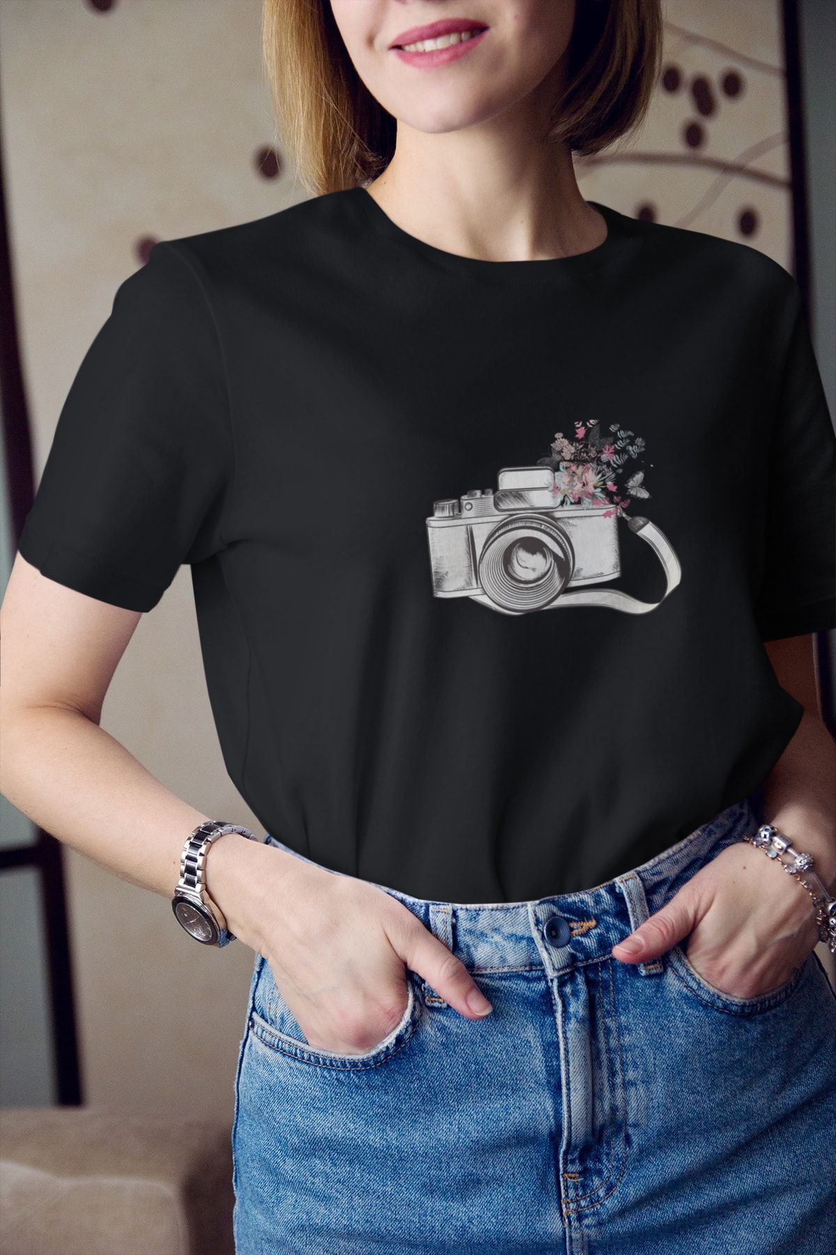 Kio Tasarım Kadın Eski Retro Analog Fotoğraf Makinası Baskılı Tişört