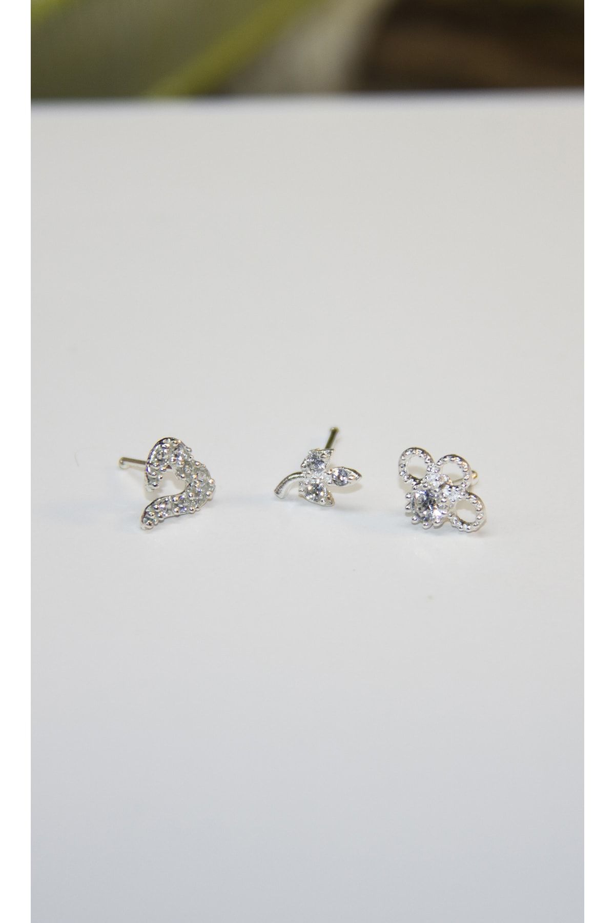 Jewelry For Light 925 Ayar Gümüş, Açık Kalp, Üç Halkalı Tektaş, Yaprak 3'lü Hızma