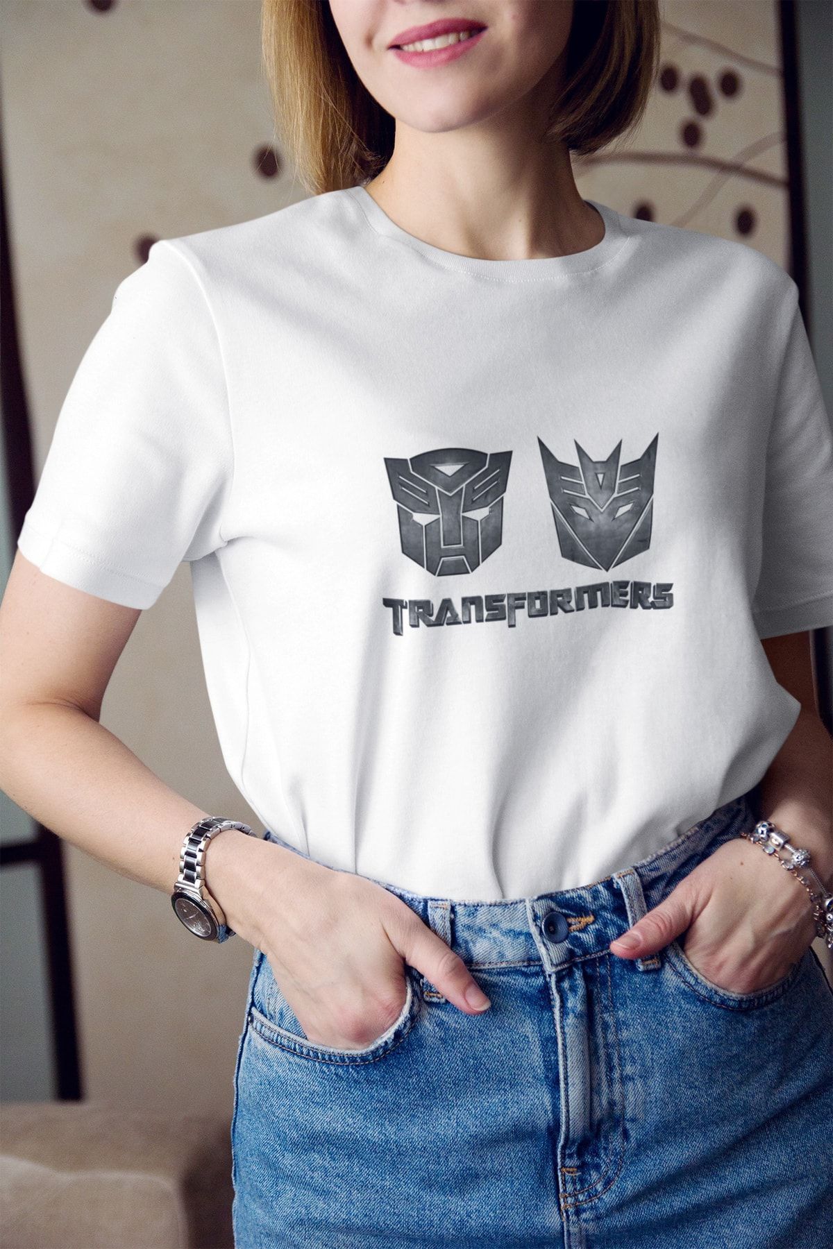 Kio Tasarım Kadın  Beyaz Transformers Karakter Maske Baskılı Tişört