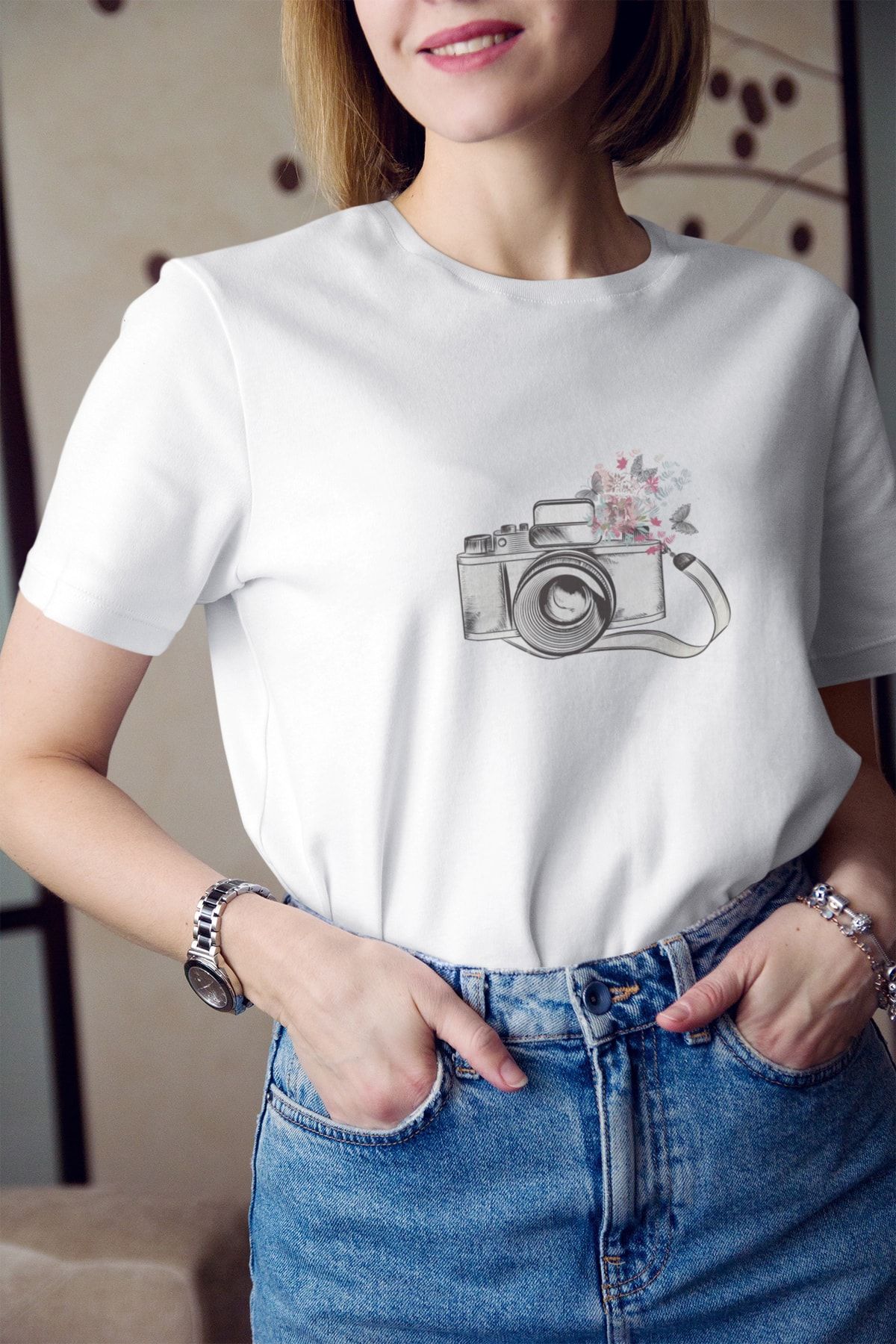 Kio Tasarım Kadın Eski Retro Analog Fotoğraf Makinası Baskılı Tişört