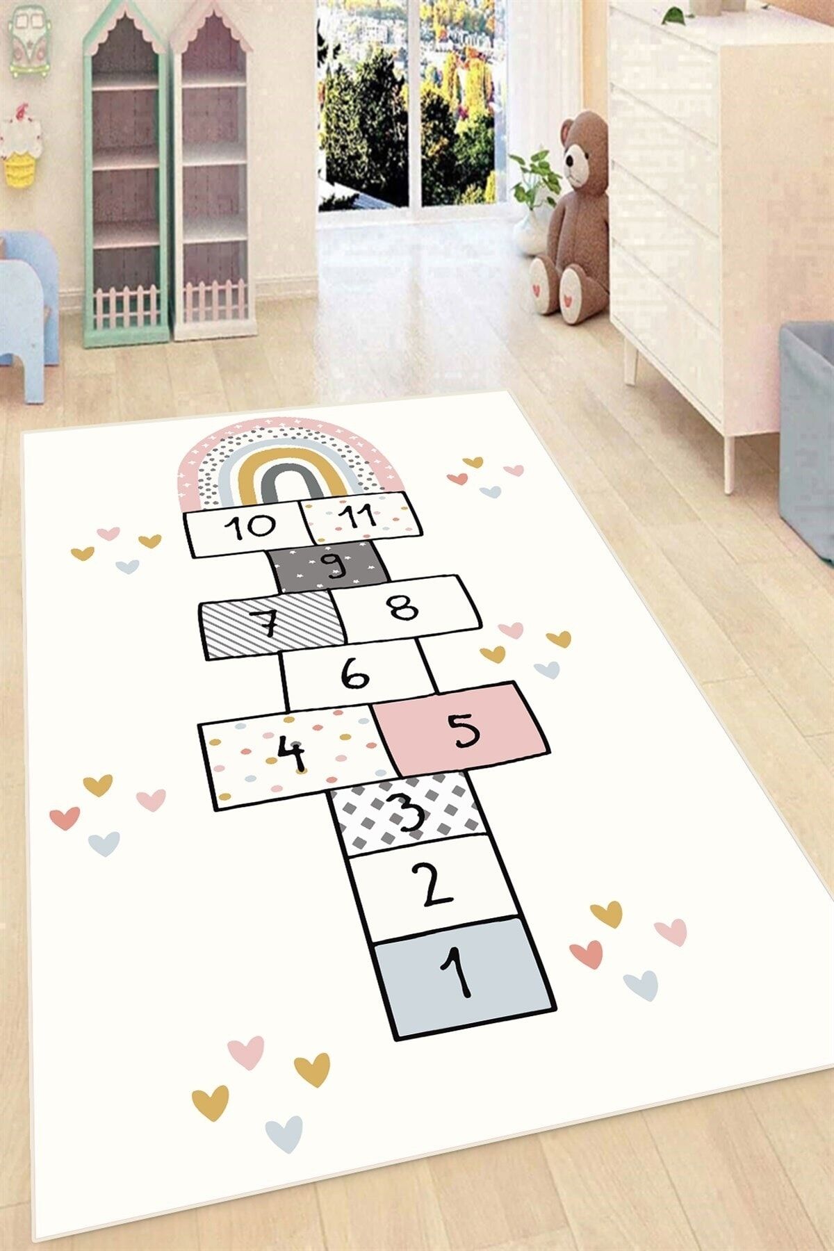 Evpanya Kalpli Seksek Oyunu Desenli Çocuk Odası Halısı 10 mm Kalınlık