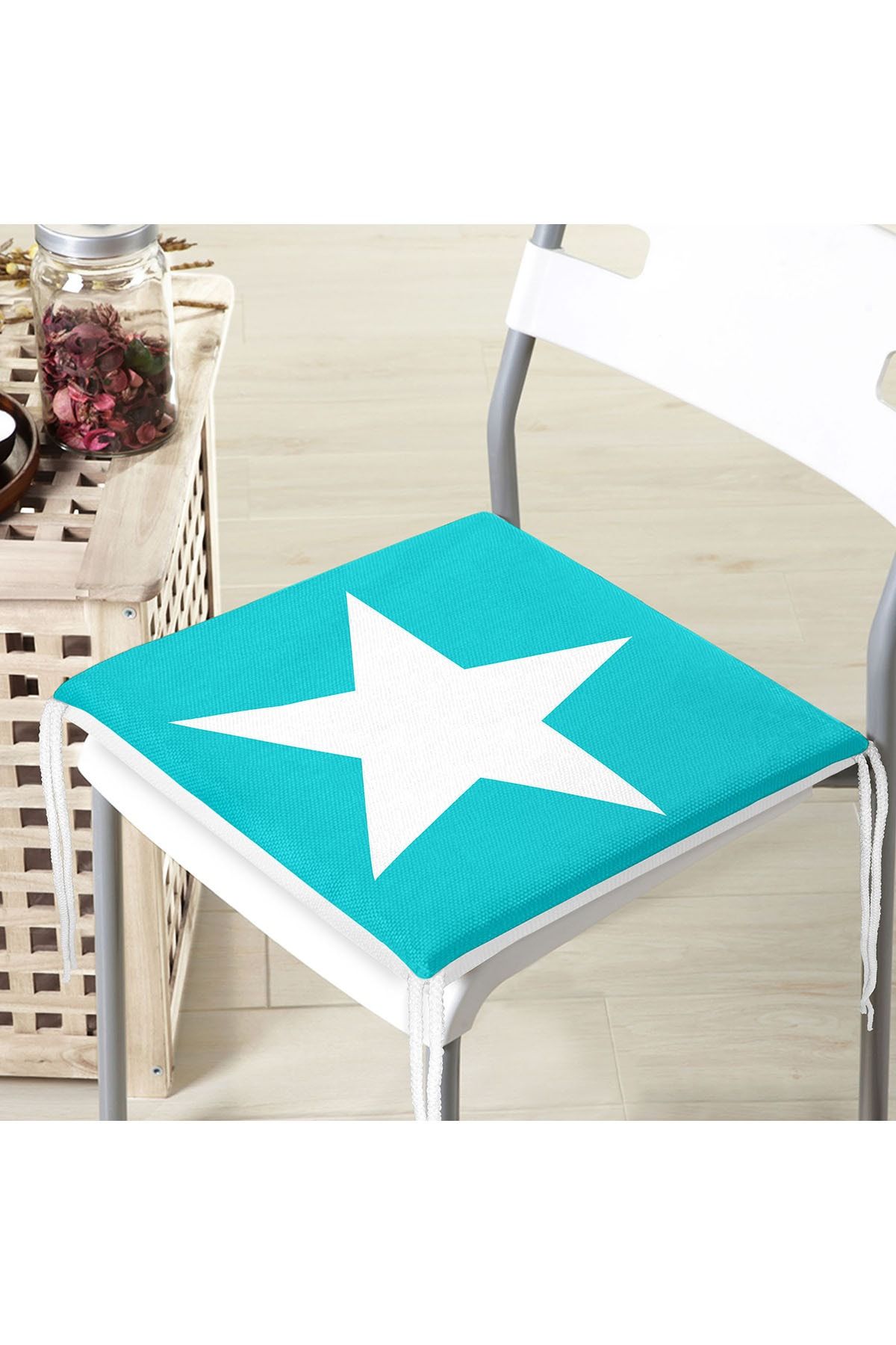 Realhomes Mavi Zeminde Beyaz Yıldız Desenli Dijital Baskılı Fermuarlı Sandalye Minderi