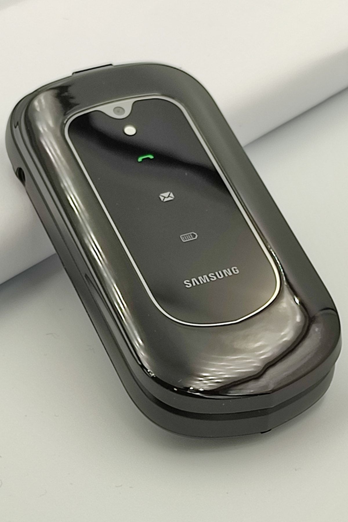 DTS Samsung Uyumlu Kapaklı Tuşlu Telefon Aktif Kapak Özellikli---(SADECE KIRMIZI RENK)