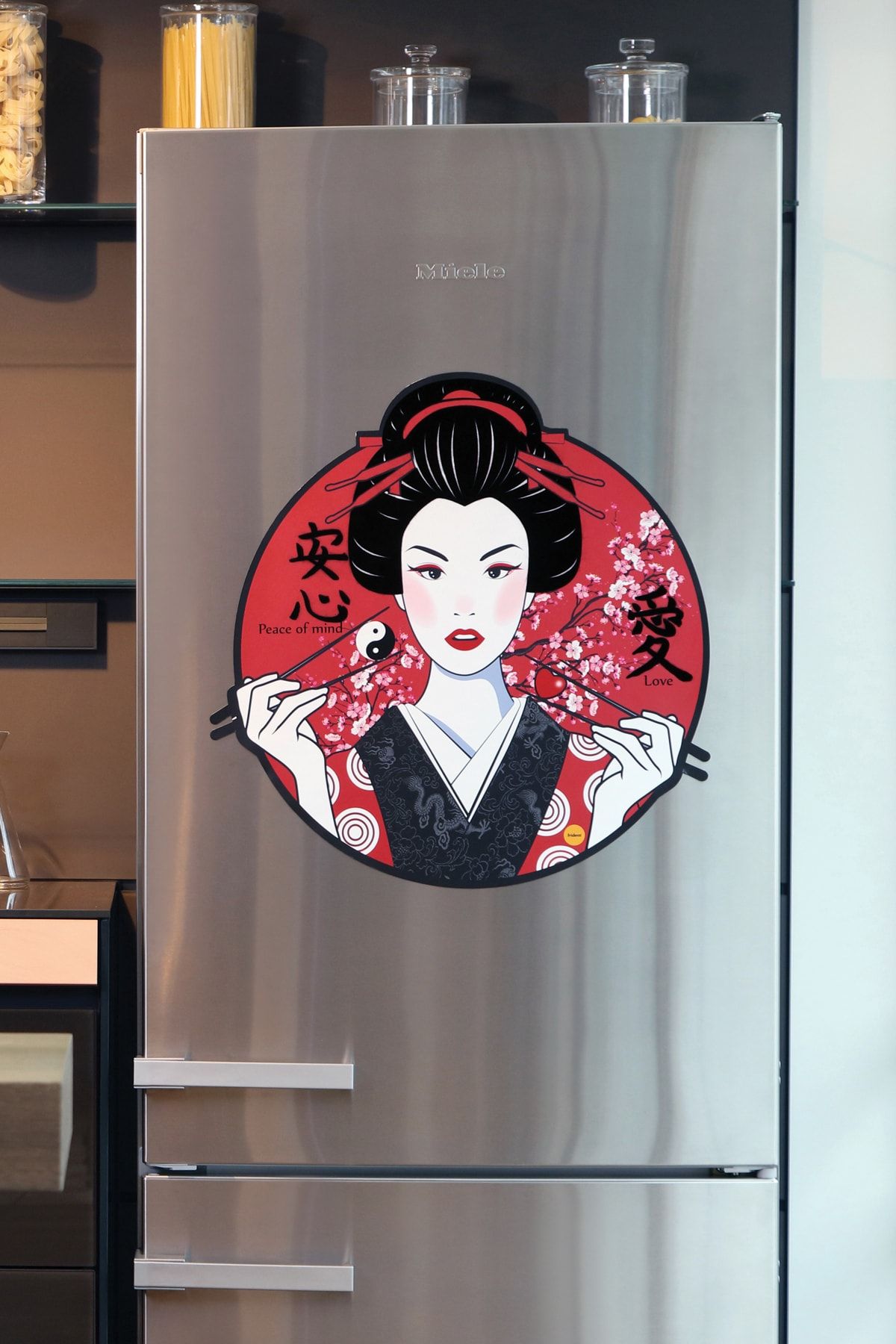 frideco Geisha Büyük Boy Dekoratif Buzdolabı Magneti (Siyah-kırmızı Flok Baskı) 57 Cmx60 Cm