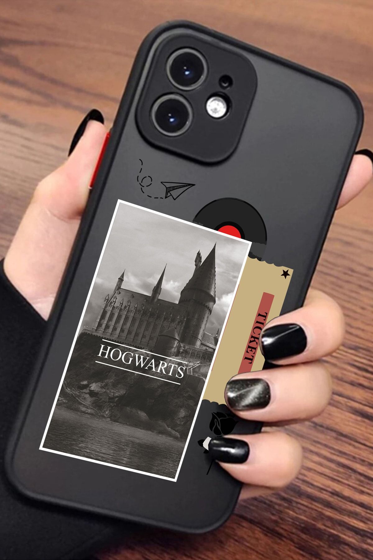 casesing Iphone 12 Kamera Lens Korumalı Hogwarts Tasarımlı Montreal Siyah Kılıf