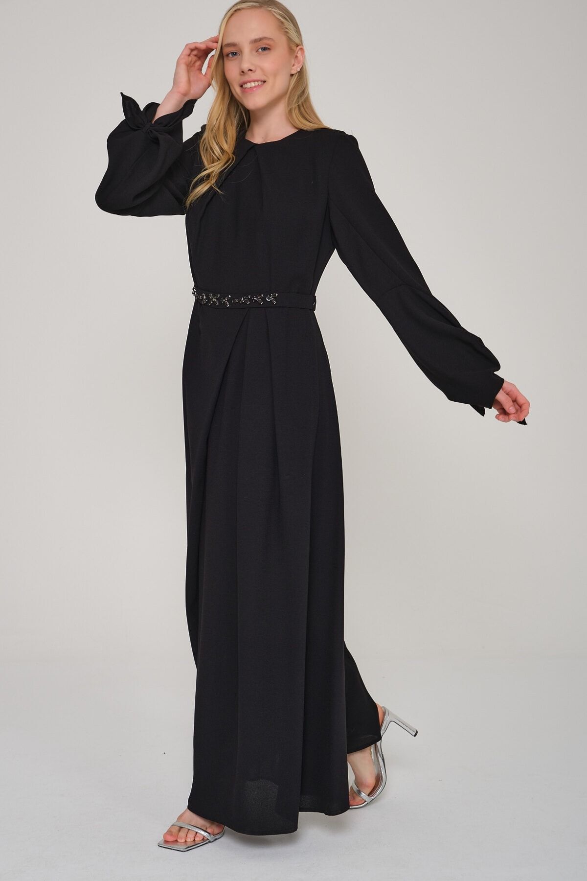Mimya Siyah Swarovski Taşlı Uzun Elbise