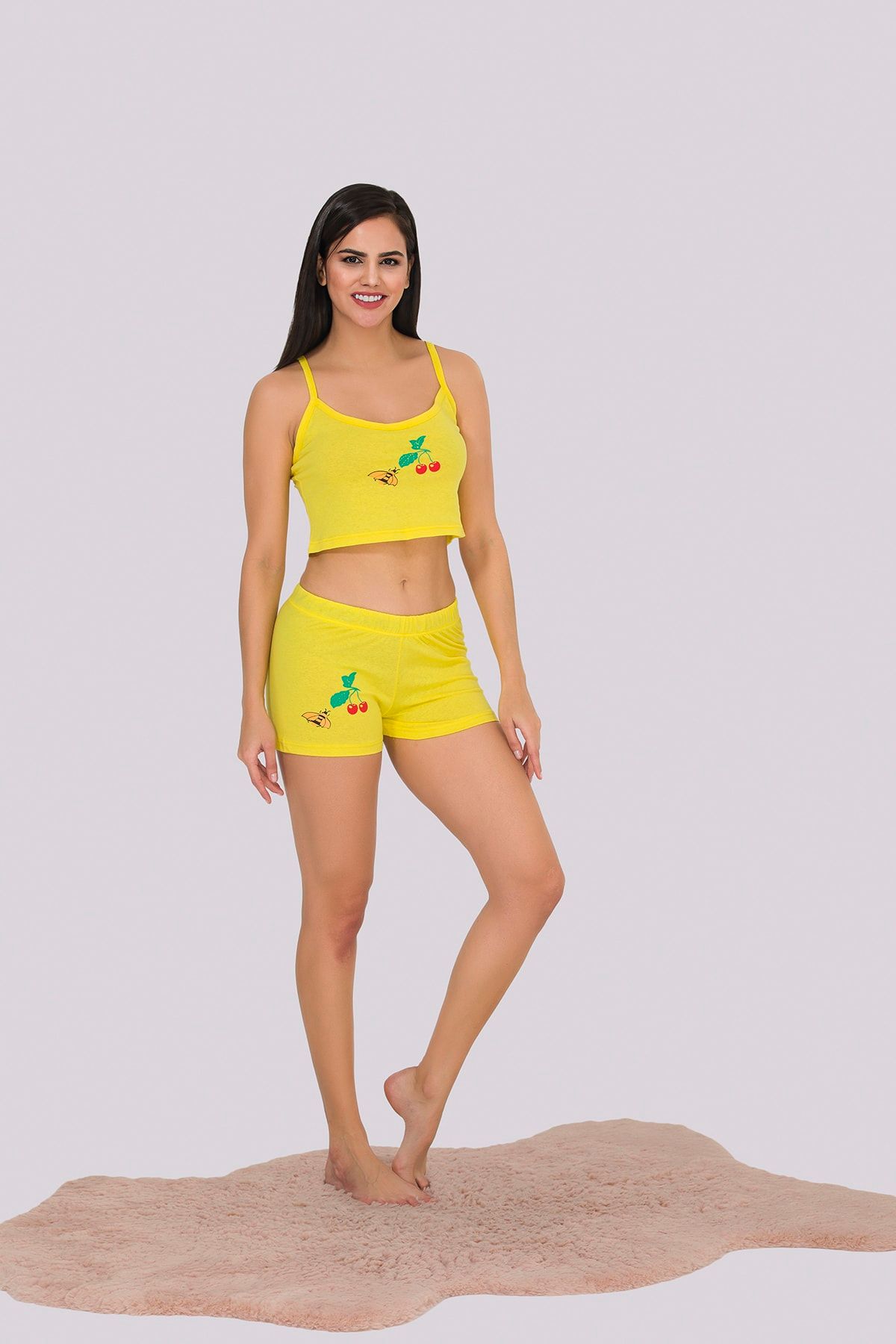 MyBen Kadın Sarı Renkli Askılı Kiraz Baskılı Şortlu Kadın Pijama Takımı 388