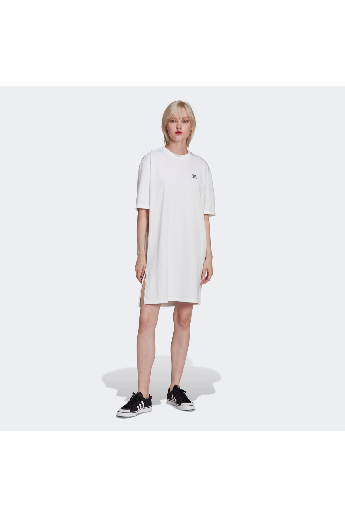 adidas Kadın Beyaz Elbise