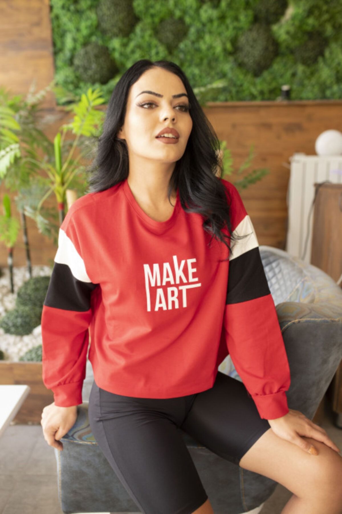 AE Store Kadın Kırmızı Make Art Baskılı Kol Detaylı Sweatshirt
