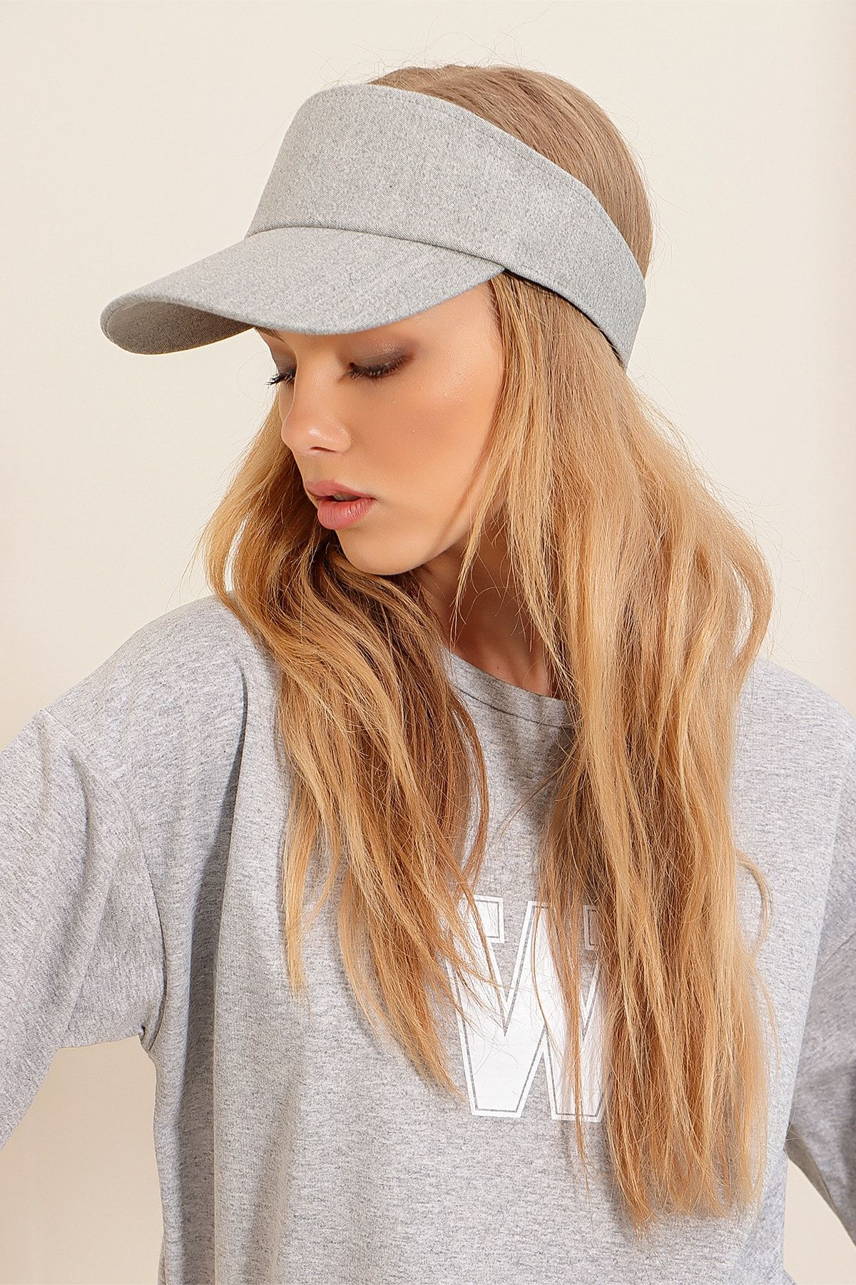 Trend Alaçatı Stili Kadın Gri Tenis Şapkası ALC-A2509