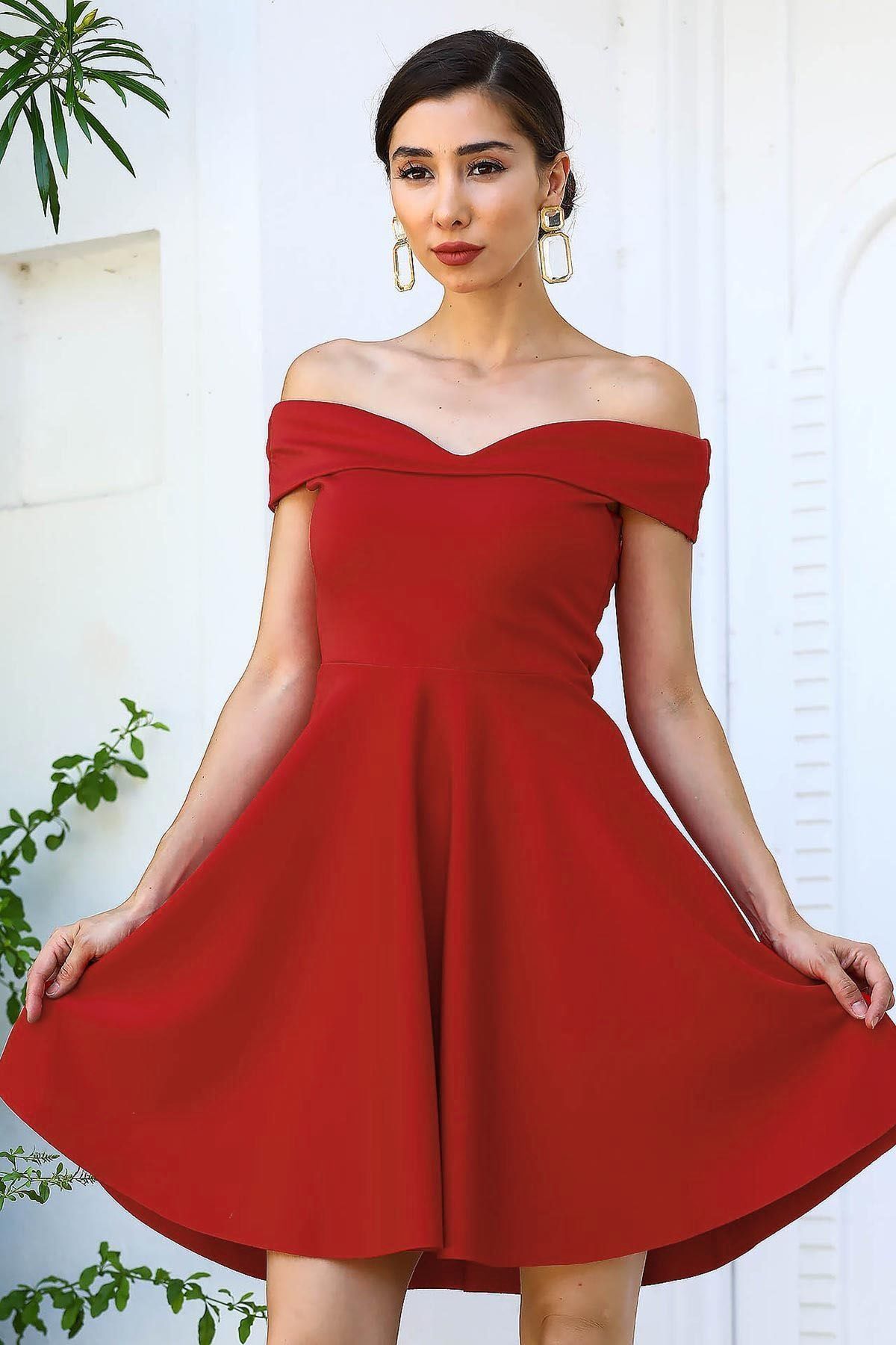 Nesrinden Kayık Yaka Kırmızı Kadın Kısa Elbise