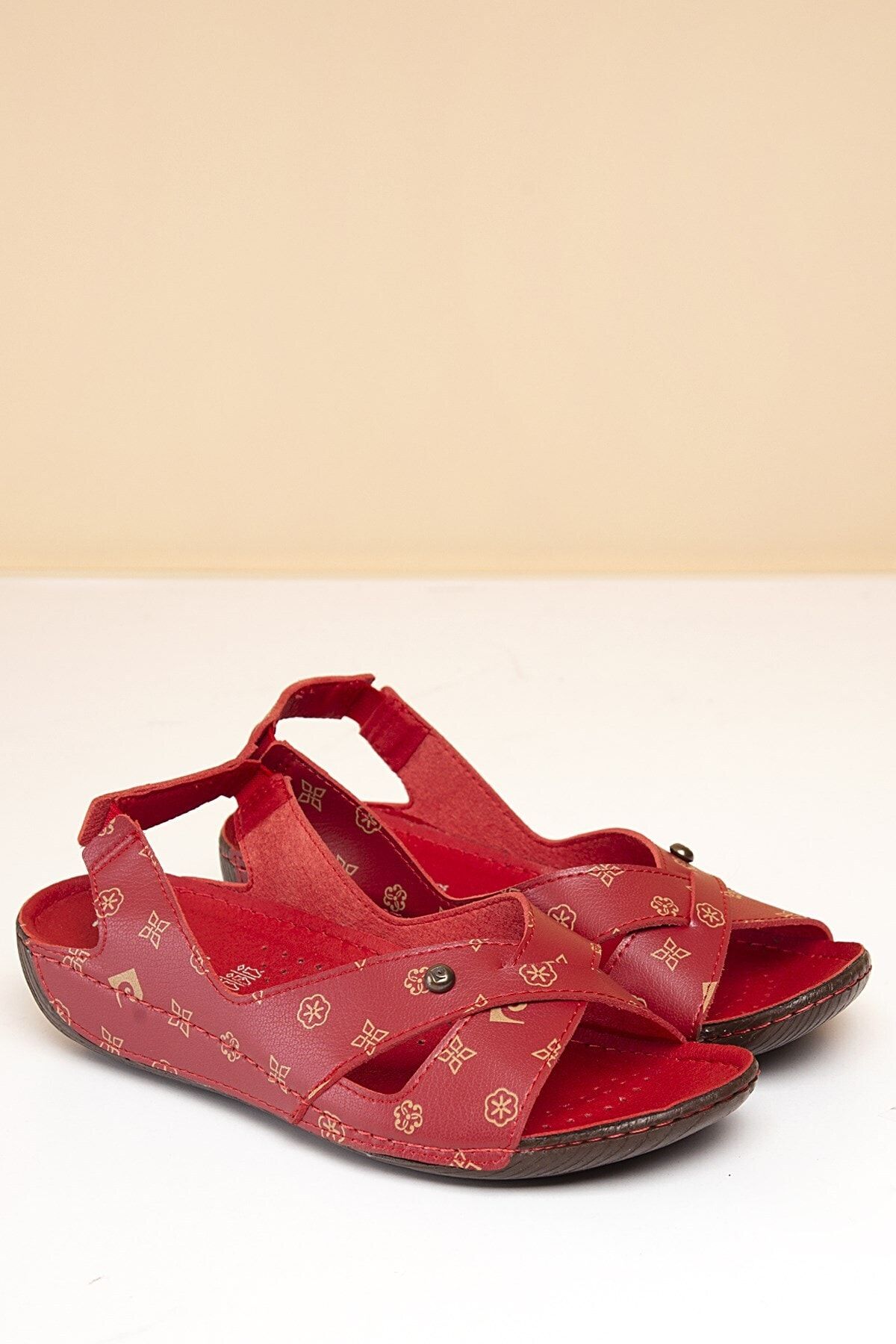 Pierre Cardin Pc-1361 Kırmızı-bej Kadın Sandalet