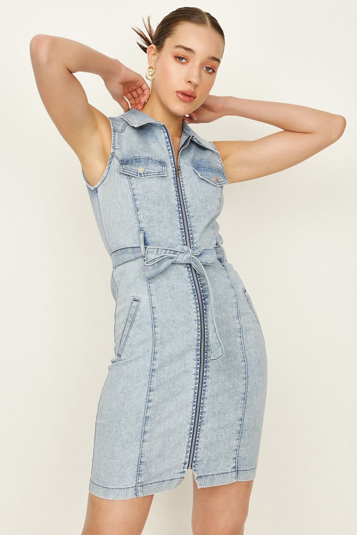 Select Moda Kadın Açık Mavi Önden Fermuarlı Kuşaklı Denim Elbise