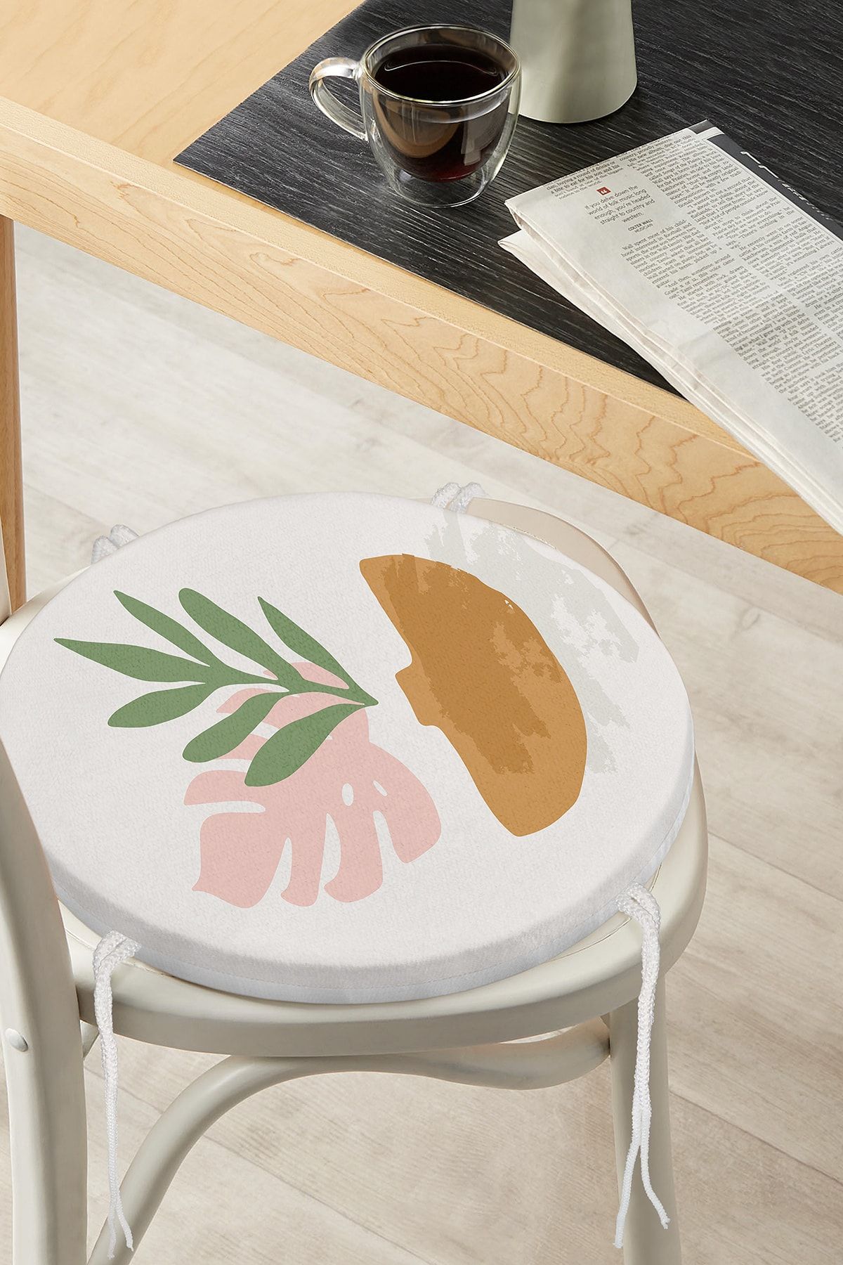 Realhomes Pastel Renkli Zemin Üzerinde Onedraw Çizimli Dijital Baskılı Yuvarlak Fermuarlı Sandalye Minderi