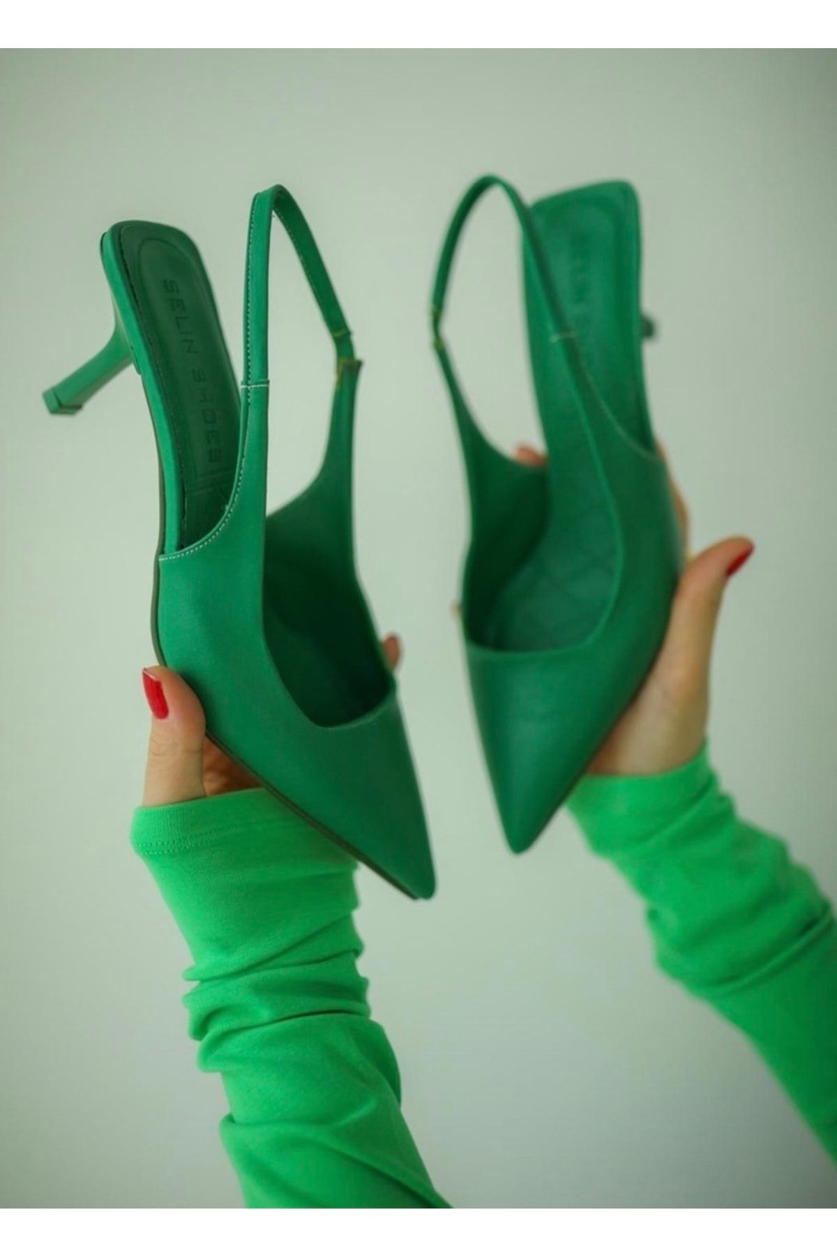 Betül Ayakkabı ve Çanta Kadın Yeşil Stiletto Topuklu Ayakkabı