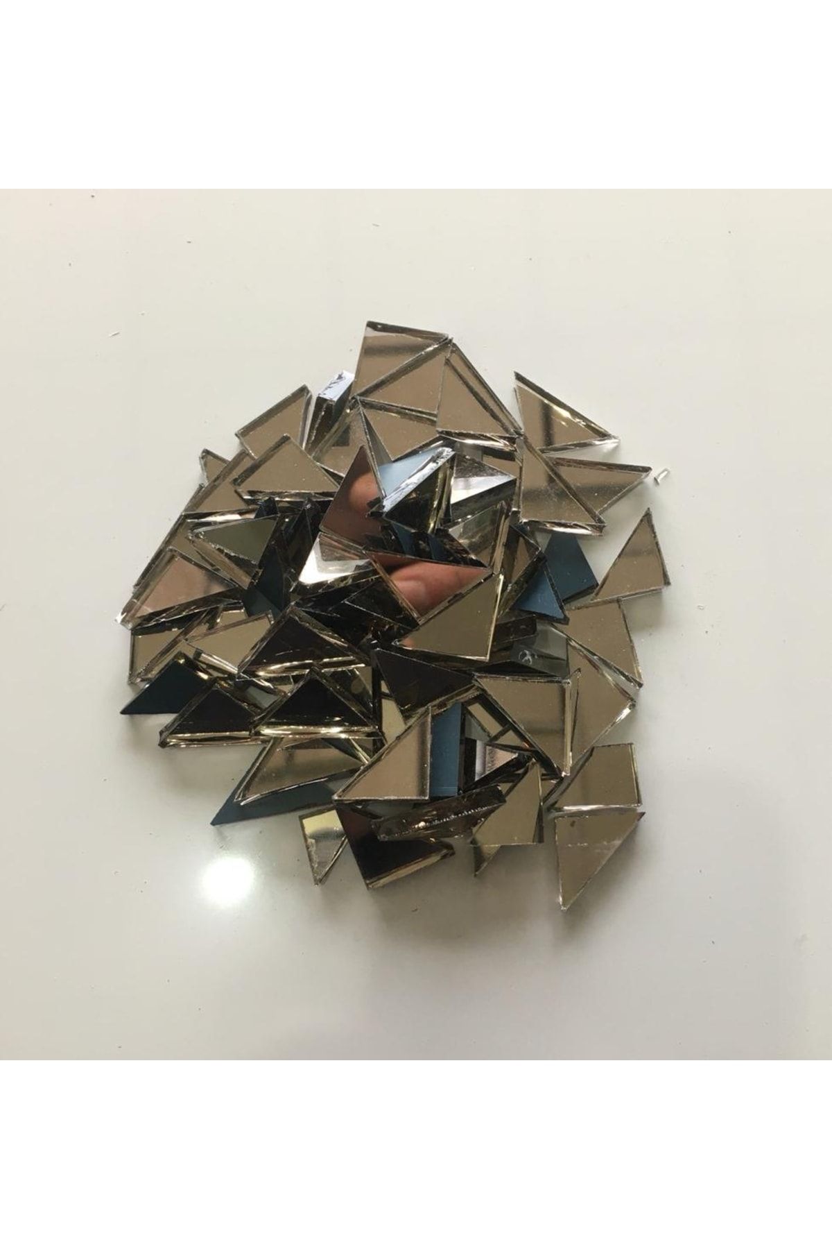 Şişecam Bronz Renk 300'lü Dekoratif Kırık Üçgen (4 MM KALINLIĞINDA) Aynalar
