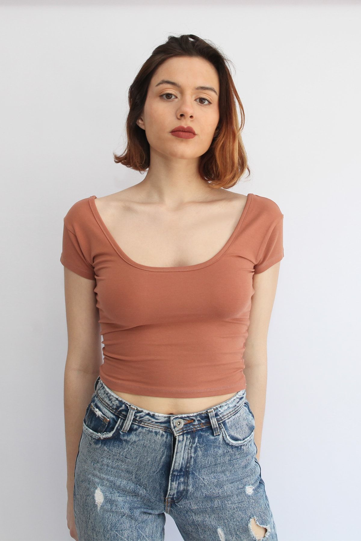 Rosse Butik Kadın Soğan Kabuğu Rengi U Yaka Crop Top T-shirt