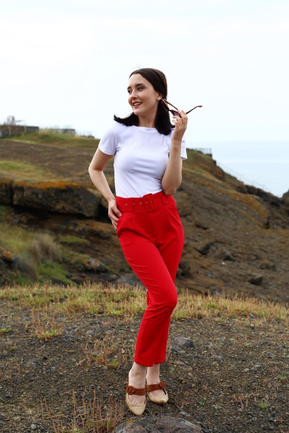 Asfa Moda Kadın Kırmızı Kemer Detaylı Havuç Pantolon 6001