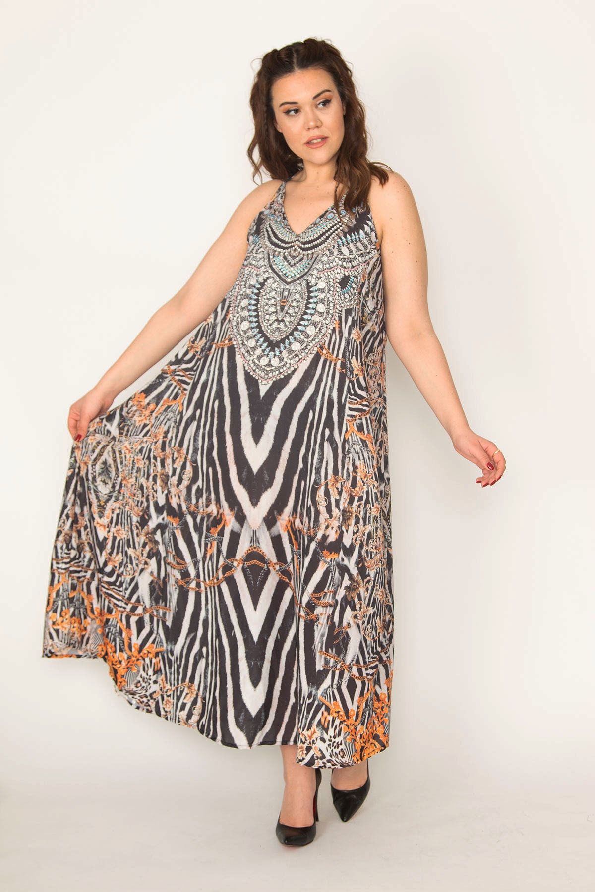 Şans Tekstil Kadın Renkli Yakası Taş Detaylı Uzun Krep Elbise 26a32741