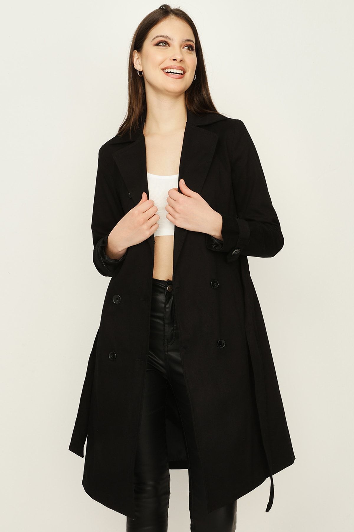 Select Moda Kadın Siyah Kemerli Önden Düğmeli Uzun Trençkot