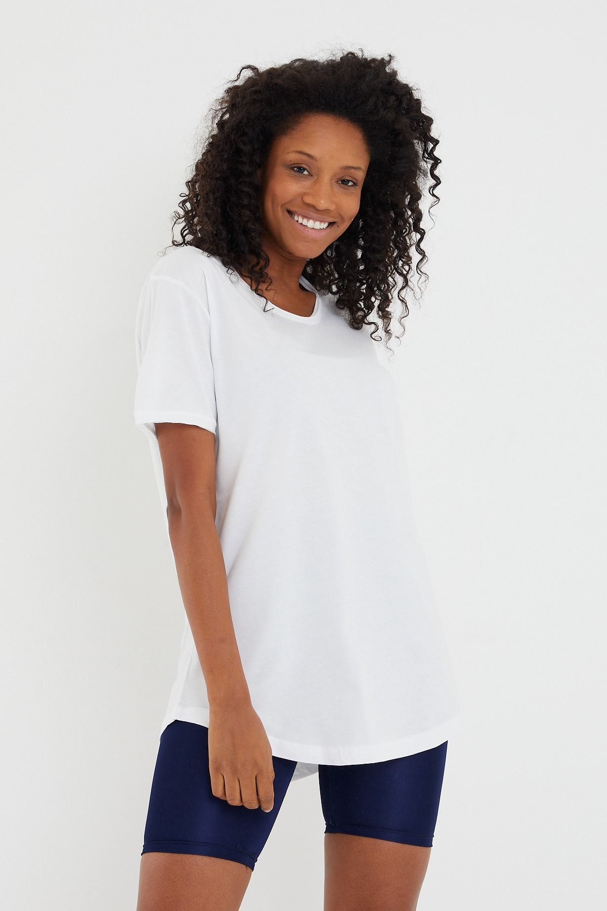 COOL TARZ Tarz Cool Women Beyaz Pis Yaka Salaş T-shirt-xktcps001r15s