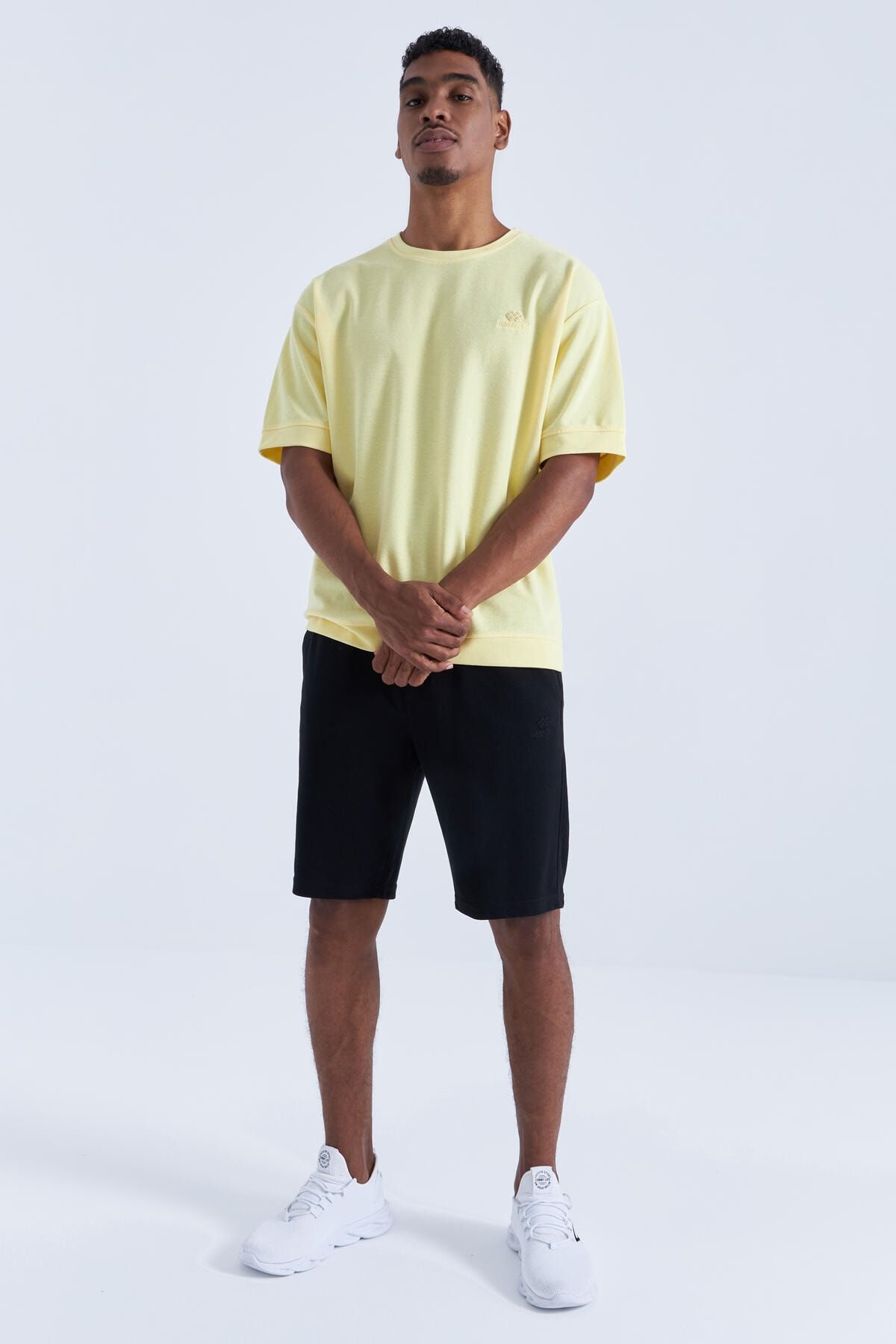 TOMMY LIFE Sarı - Siyah Erkek O Yaka Oversize Tshirt Şort Eşofman Takım - 85164