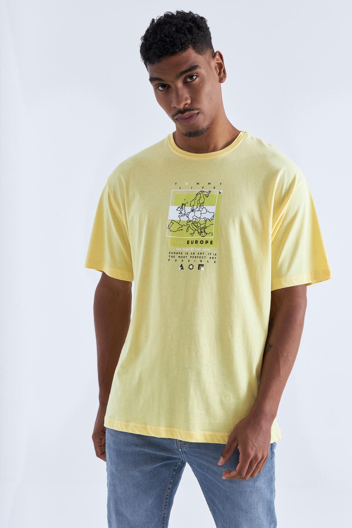 TOMMY LIFE Sarı Baskı Detaylı O Yaka Erkek Oversize T-shirt - 88094