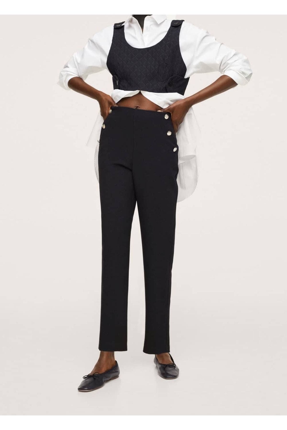 MANGO Kadın Siyah Kısa Paçalı Düğmeli Pantolon