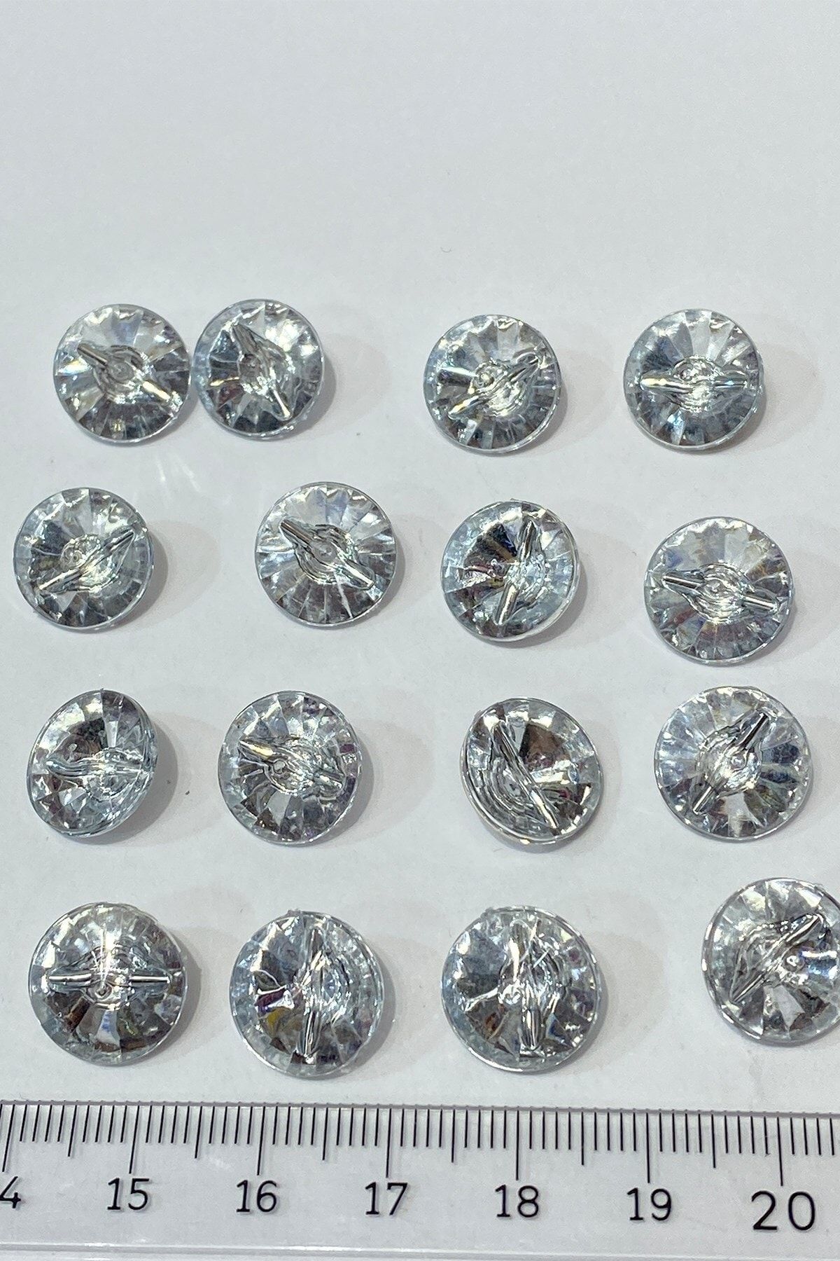 Hobigram Gümüş Rengi Alttan Dikmeli Şeffaf Dikme Düğme 1 Paket 10 Adet