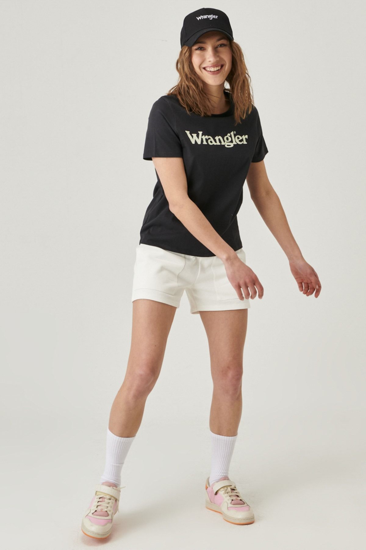 Wrangler Regular Fit %100 Pamuk Şort