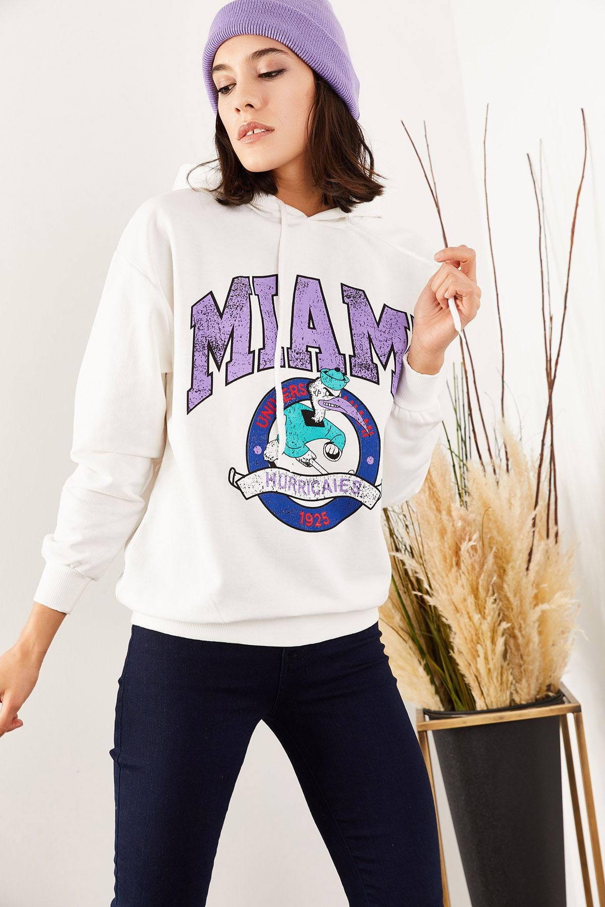 Olalook Kadın Ekru Miami Baskılı İçi Polarlı Sweatshirt SWT-19000359