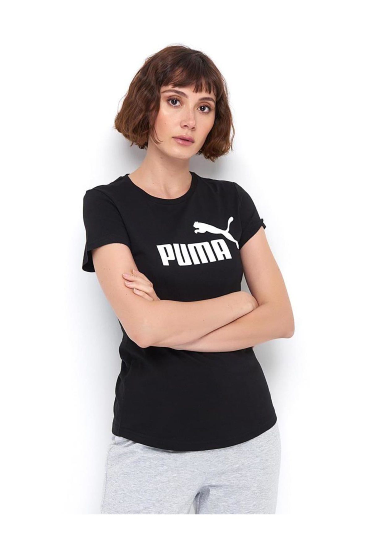 Puma ESS LOGO Siyah Kadın T-Shirt 100480597