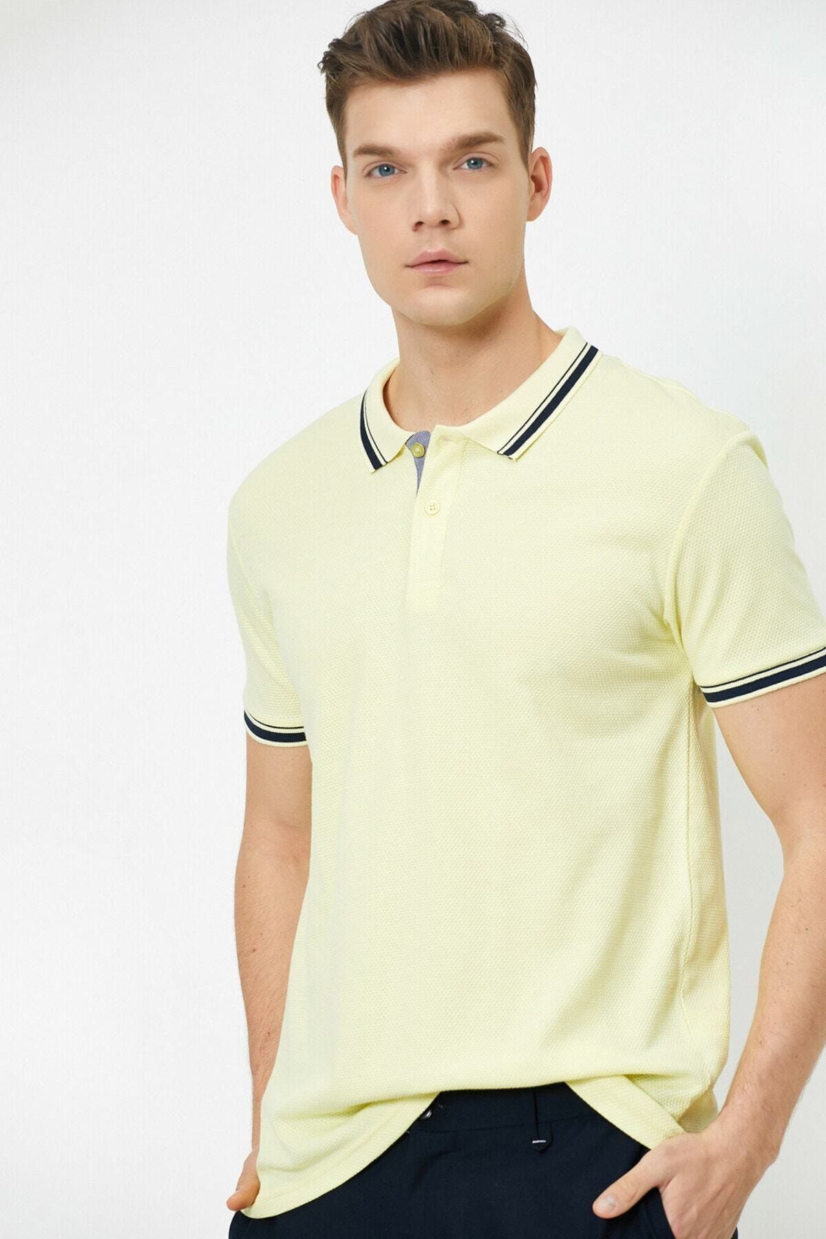 Koton Erkek Sarı T-Shirt 0YAM12021NK