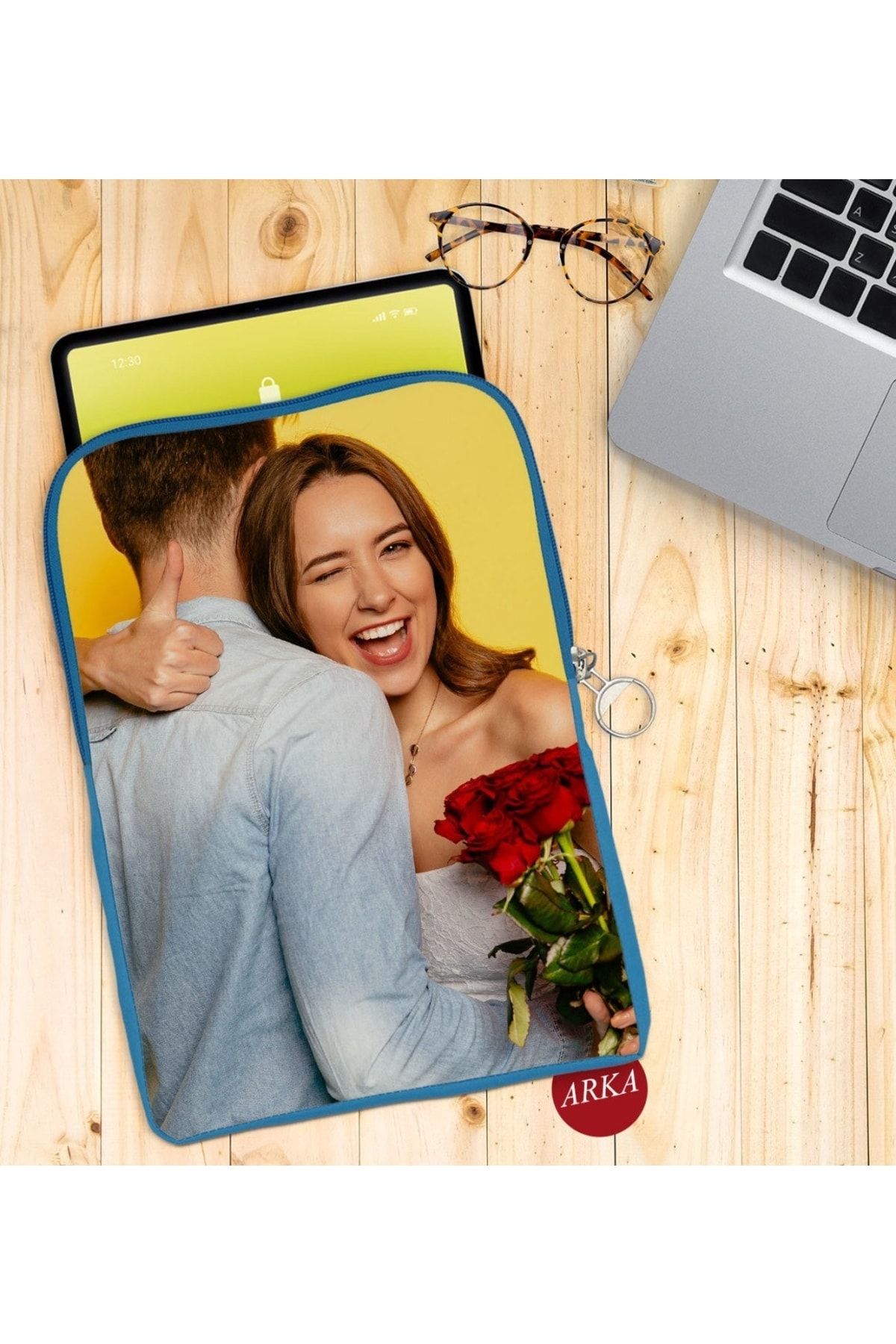 Bk Gift Kişiye Özel Sevgililer Fotoğraflı Taşınabilir Koruyucu Tablet Kılıfı & Organizer Çanta - Mavi-1