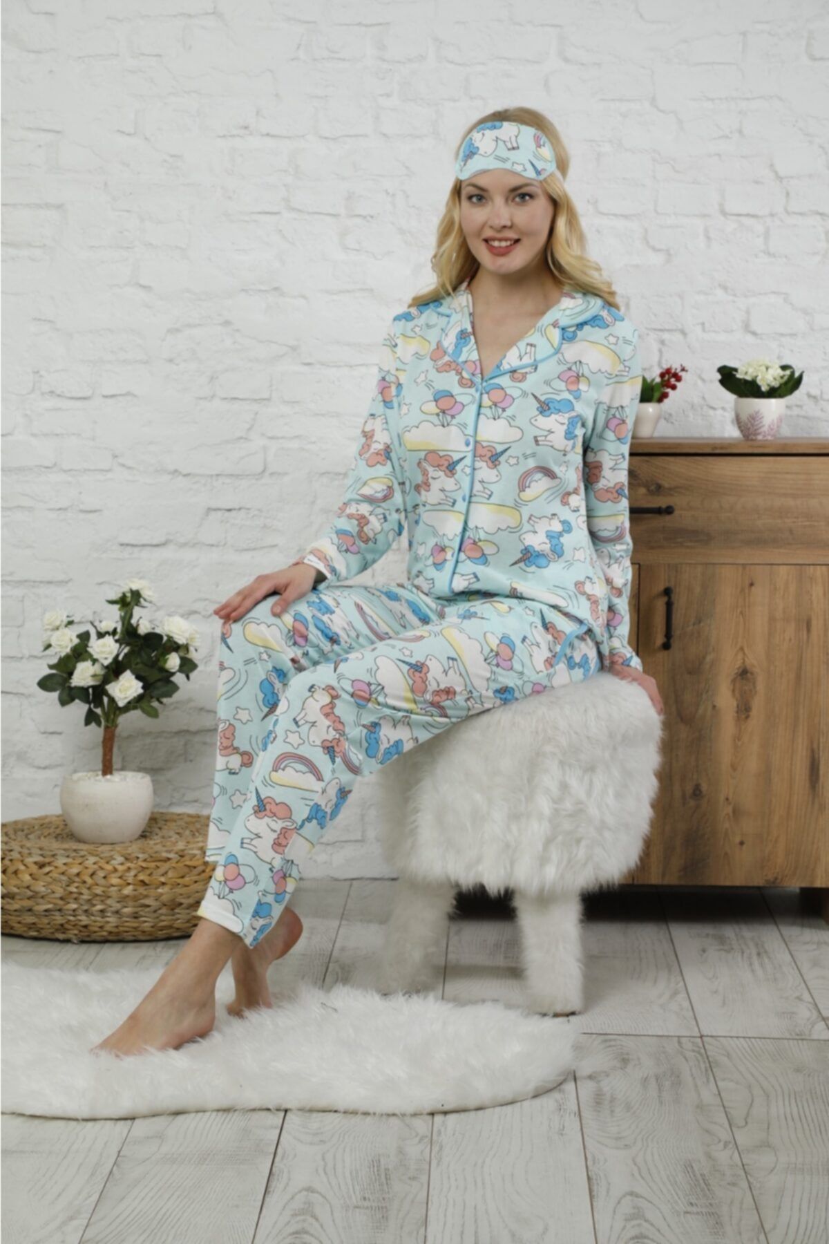 Pijamoni Unicorn Desenli Önden Düğmeli Pijama Takımı