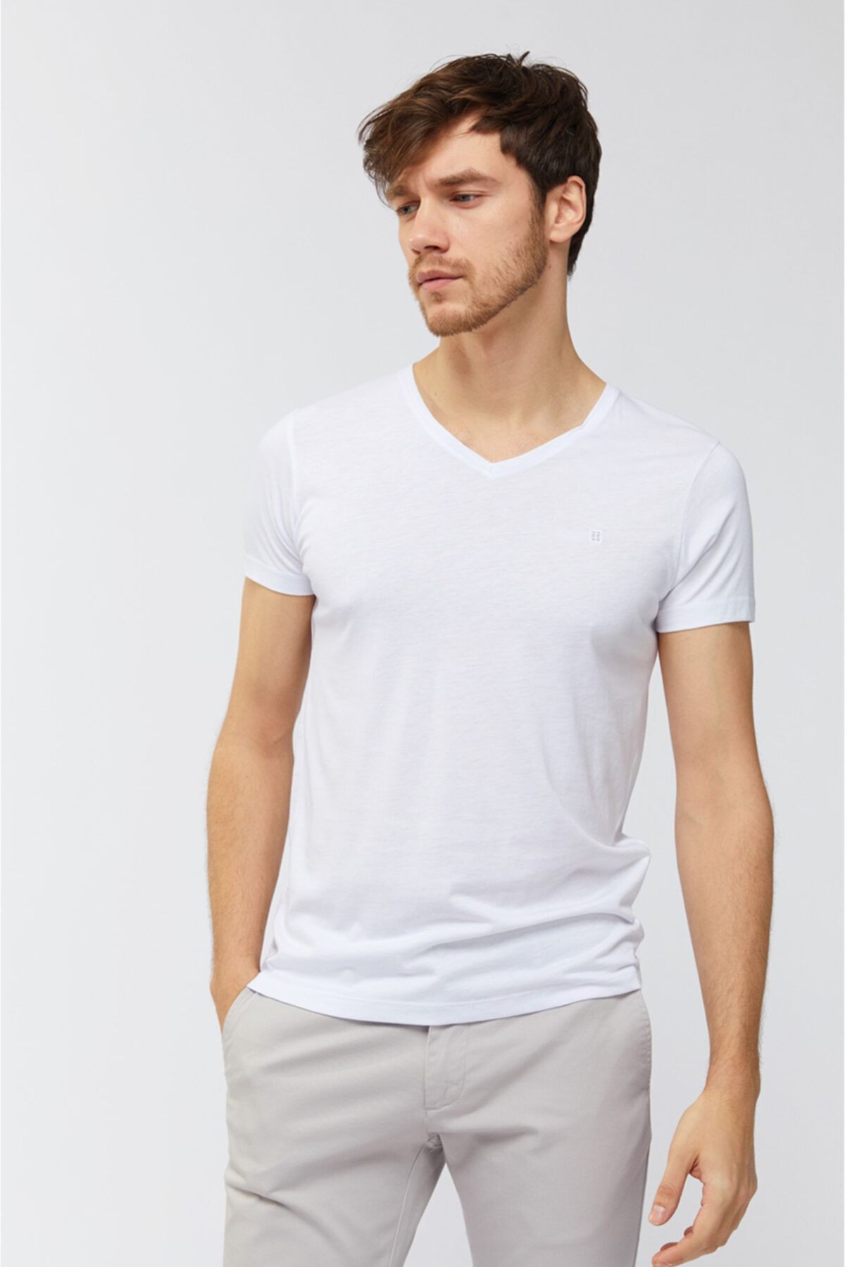 Avva Erkek Beyaz Ultrasoft V Yaka Düz Modal T-shirt A91b1173