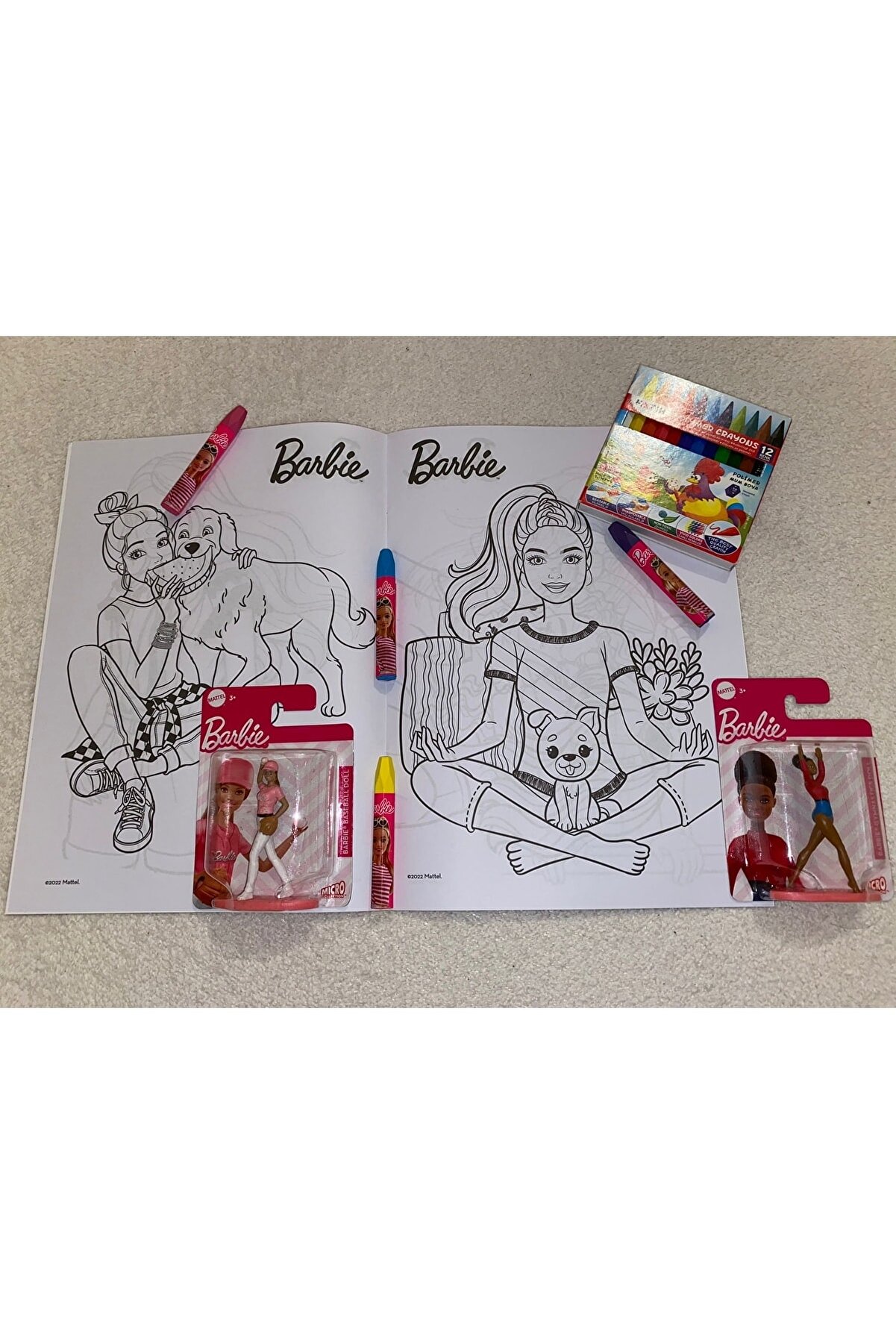 H&K Store Barbie Desenli Boyama+4adet Hediye Pastel Boya+12'li Mum Boya+barbie Sporcu Model 2adet