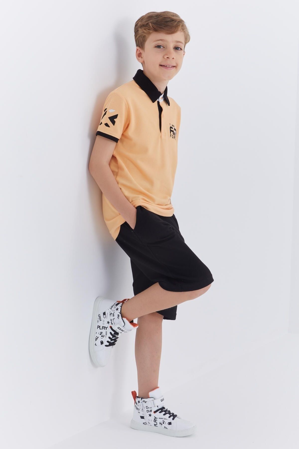 Tommy Life Kavuniçi - Siyah Yazı Nakışlı Polo Yaka Kısa Kollu Erkek Çocuk Şort Takım - 10941