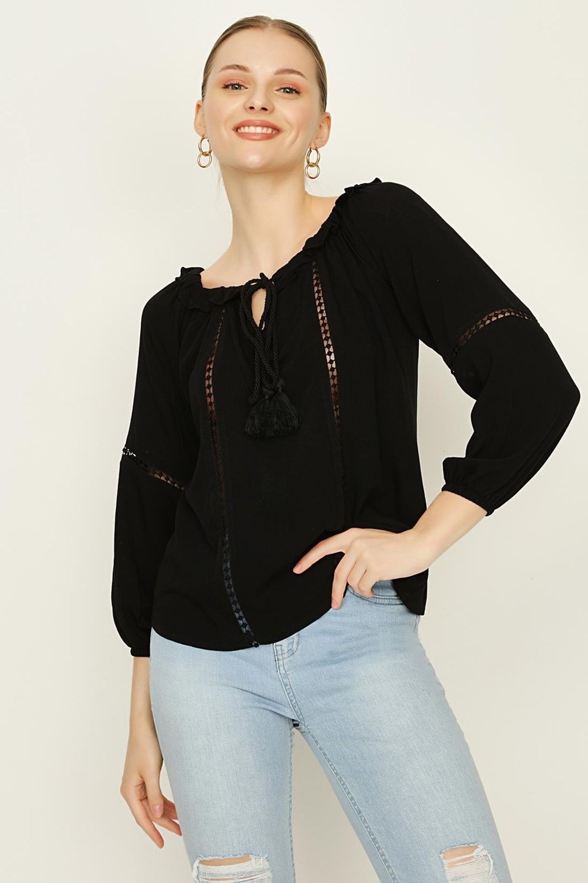 Select Moda Kadın Siyah Yakası Lastikli Bluz