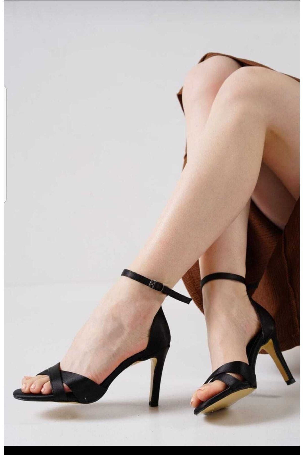 SERAN DESİGN TRADE Siyah Saten Çapraz Bant Ince Topuk Tek Bant Kadın Topuklu Ayakkabı
