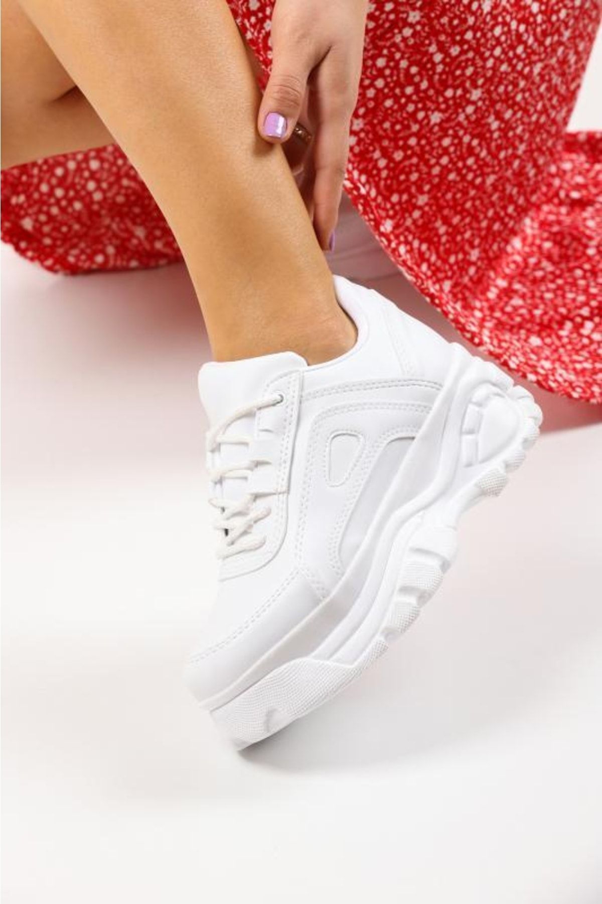 Ayax Beyaz Kalın Taban Kadın Spor Ayakkabı Sneaker