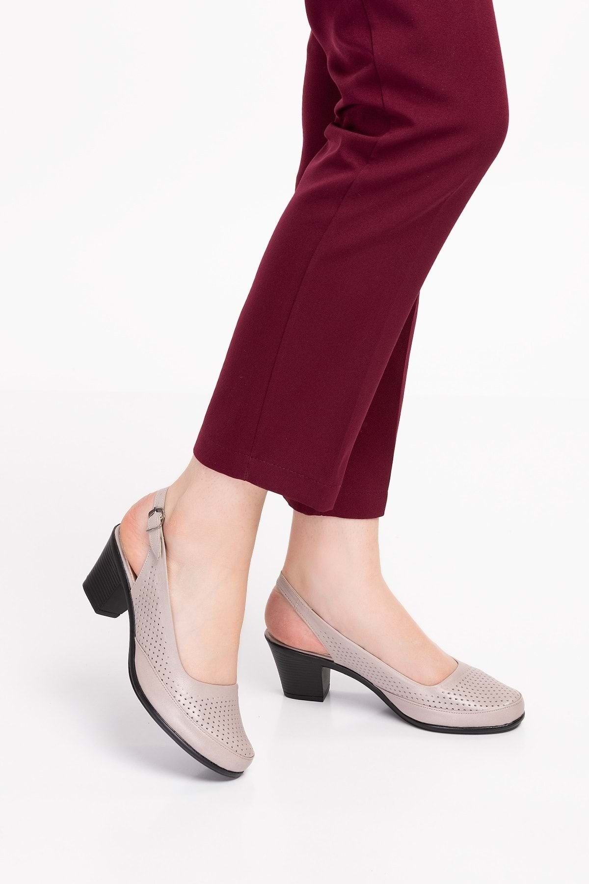 Gondol Kadın Hakiki Deri Klasik Topuklu Ayakkabı Vdt.272 - Gri - 42